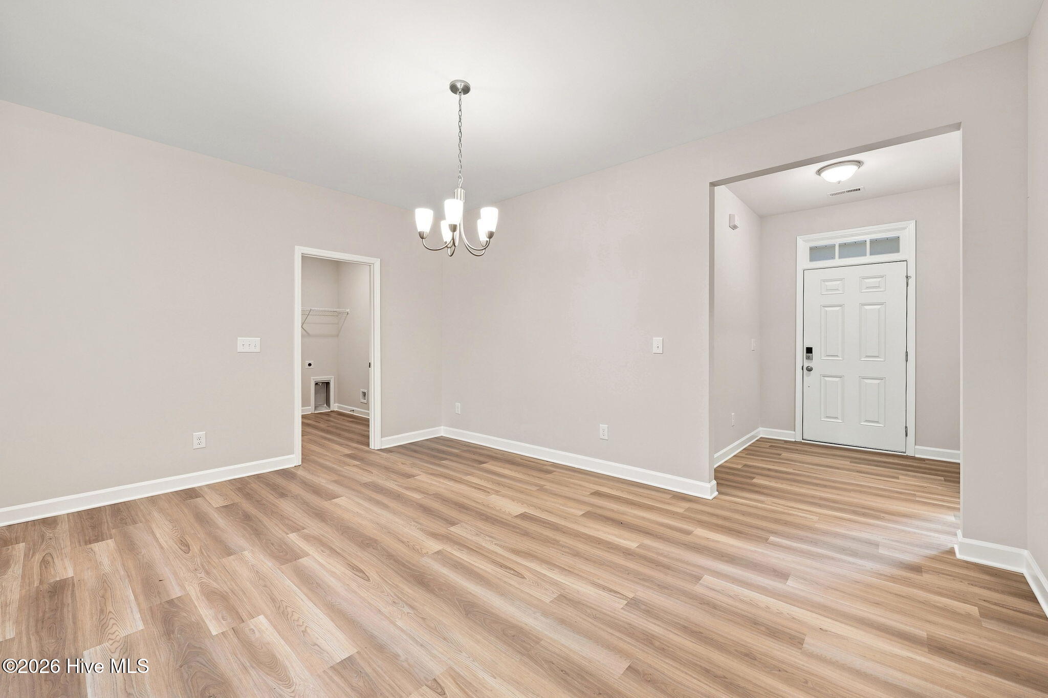 960 Rialto Lane Property Photo 14