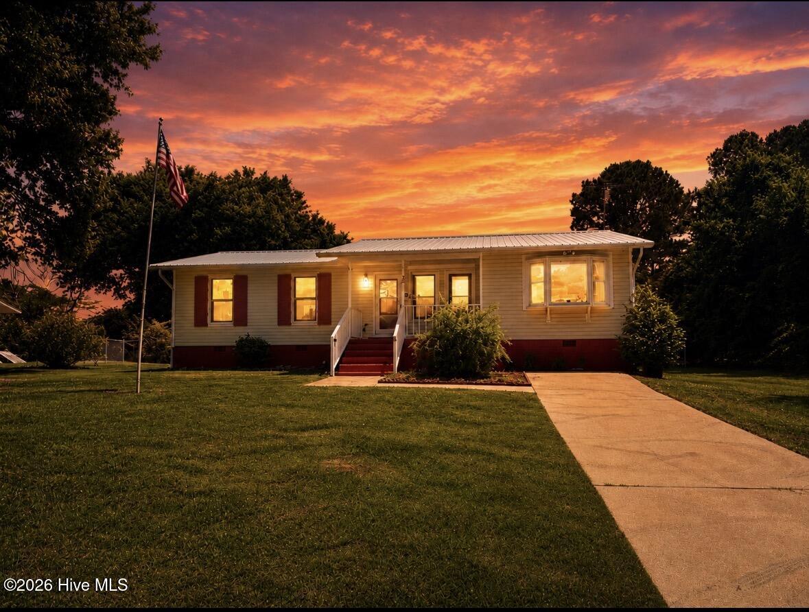 32 Arrowhead Drive Property Photo