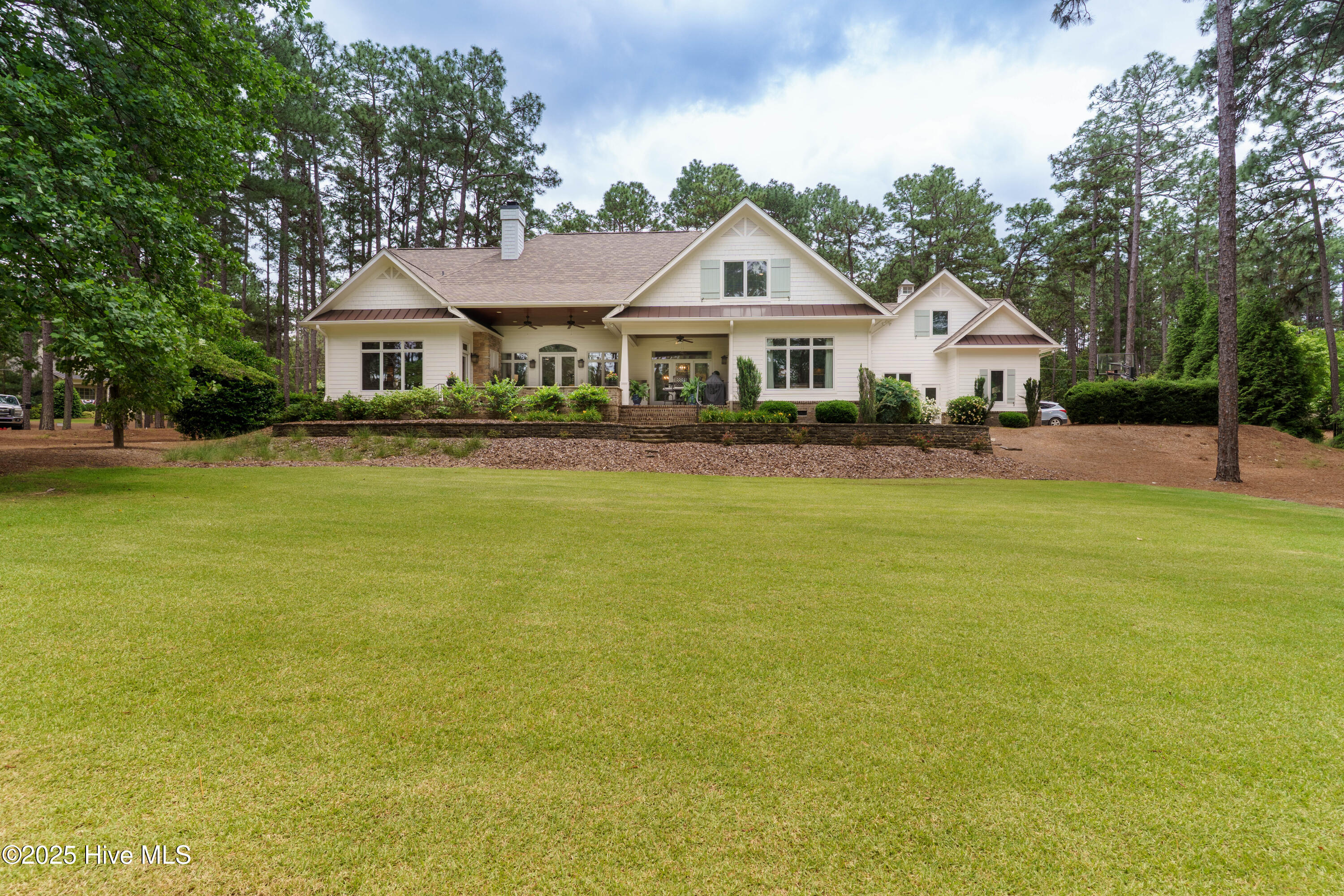370 Lake Dornoch Drive Property Photo 6