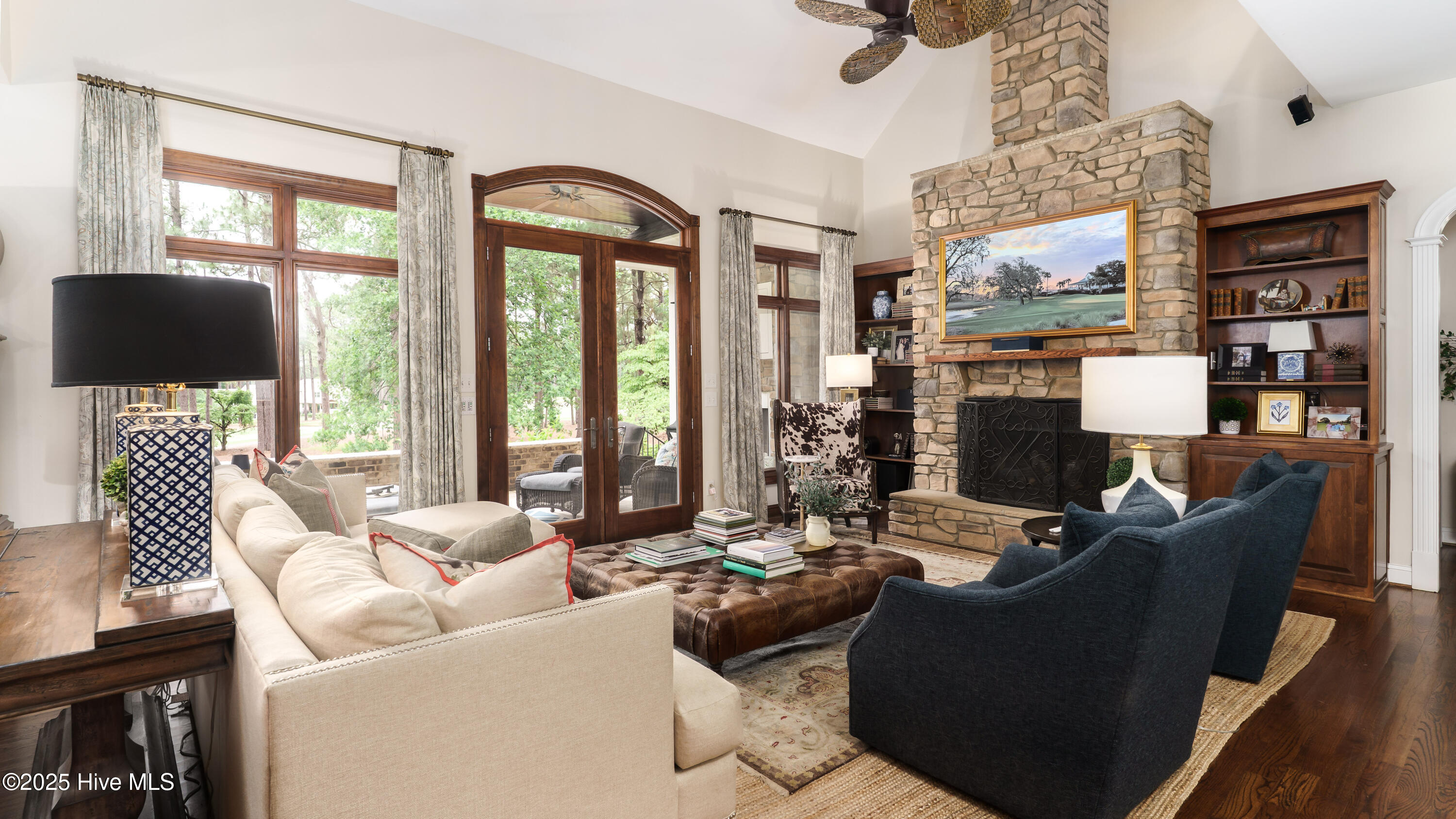 370 Lake Dornoch Drive Property Photo 15