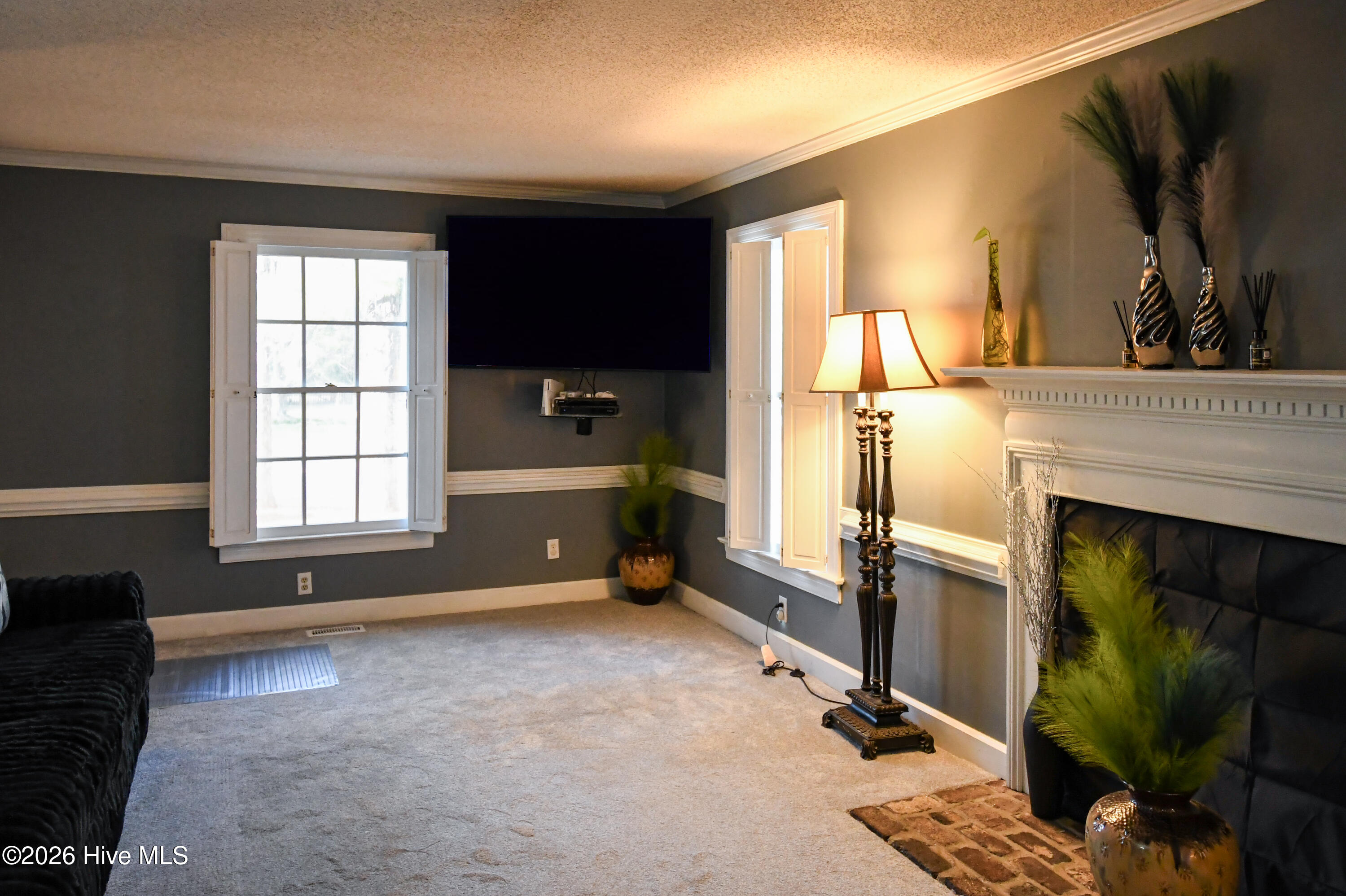 1705 Parkway Street W Property Photo 4