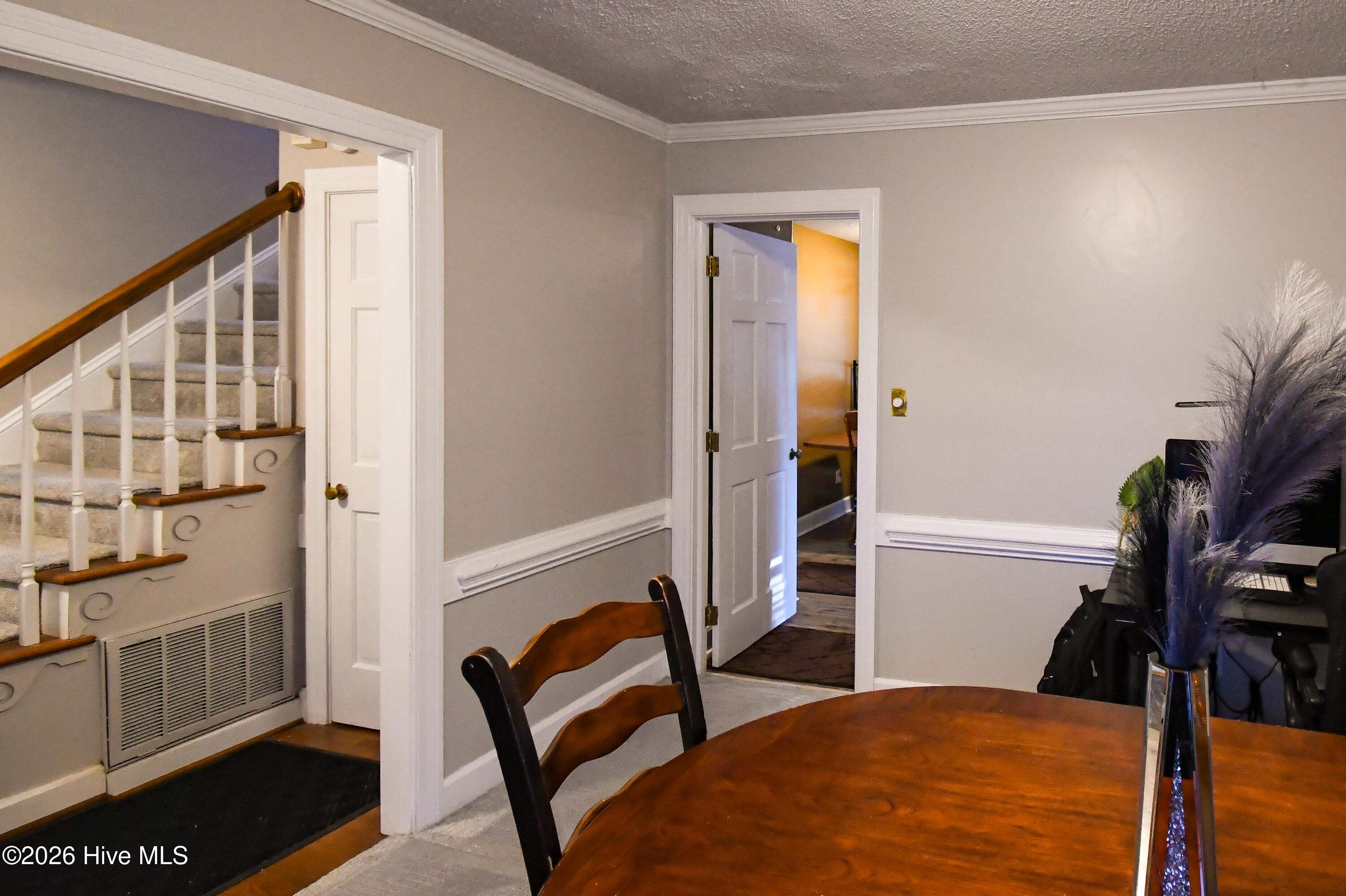 1705 Parkway Street W Property Photo 7