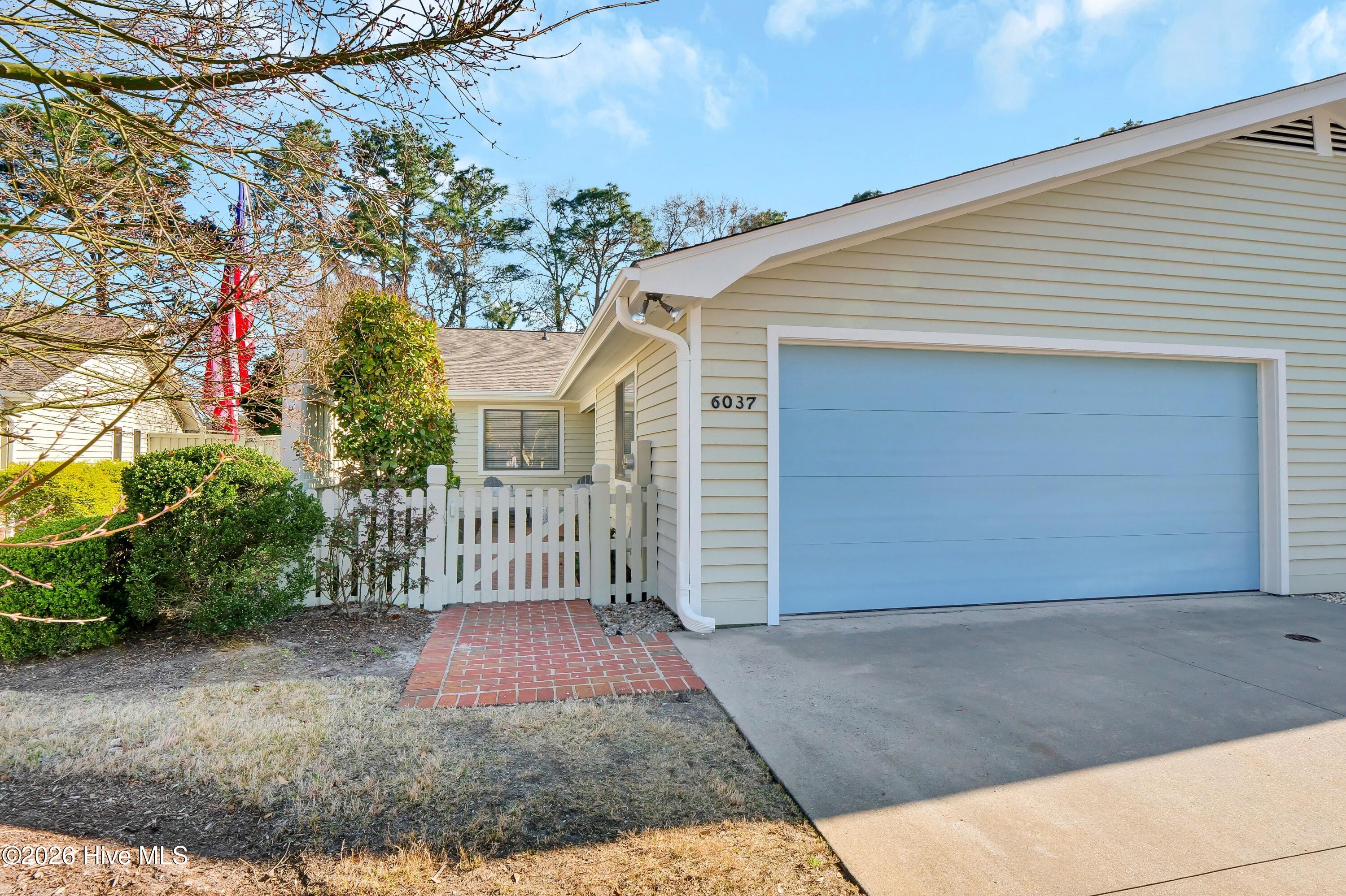 6037 Caddy Circle Property Photo 1
