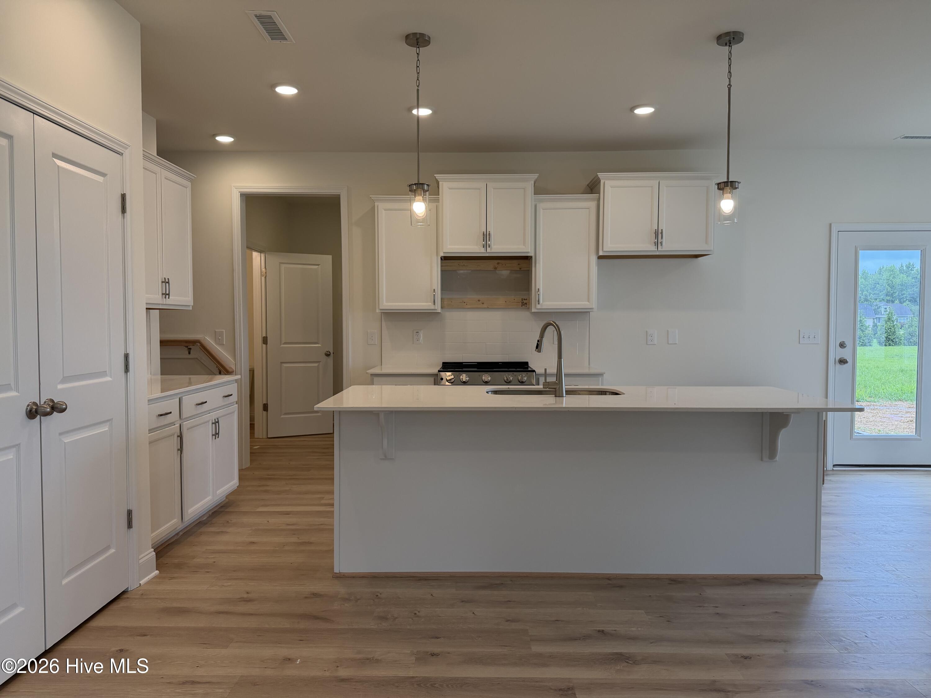 570 Springtooth Drive Property Photo 7