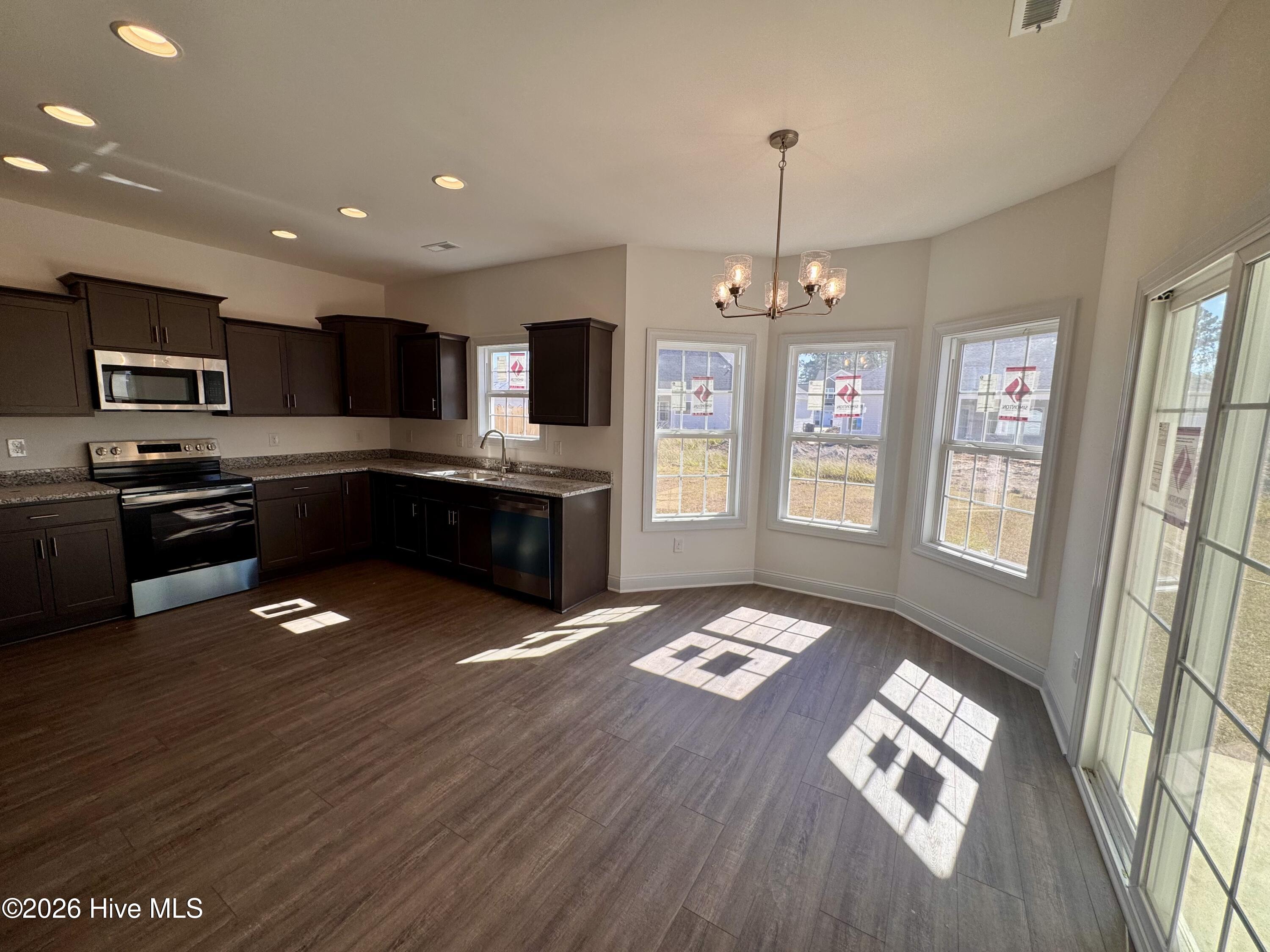 4013 Bluewater Boulevard Property Photo 8