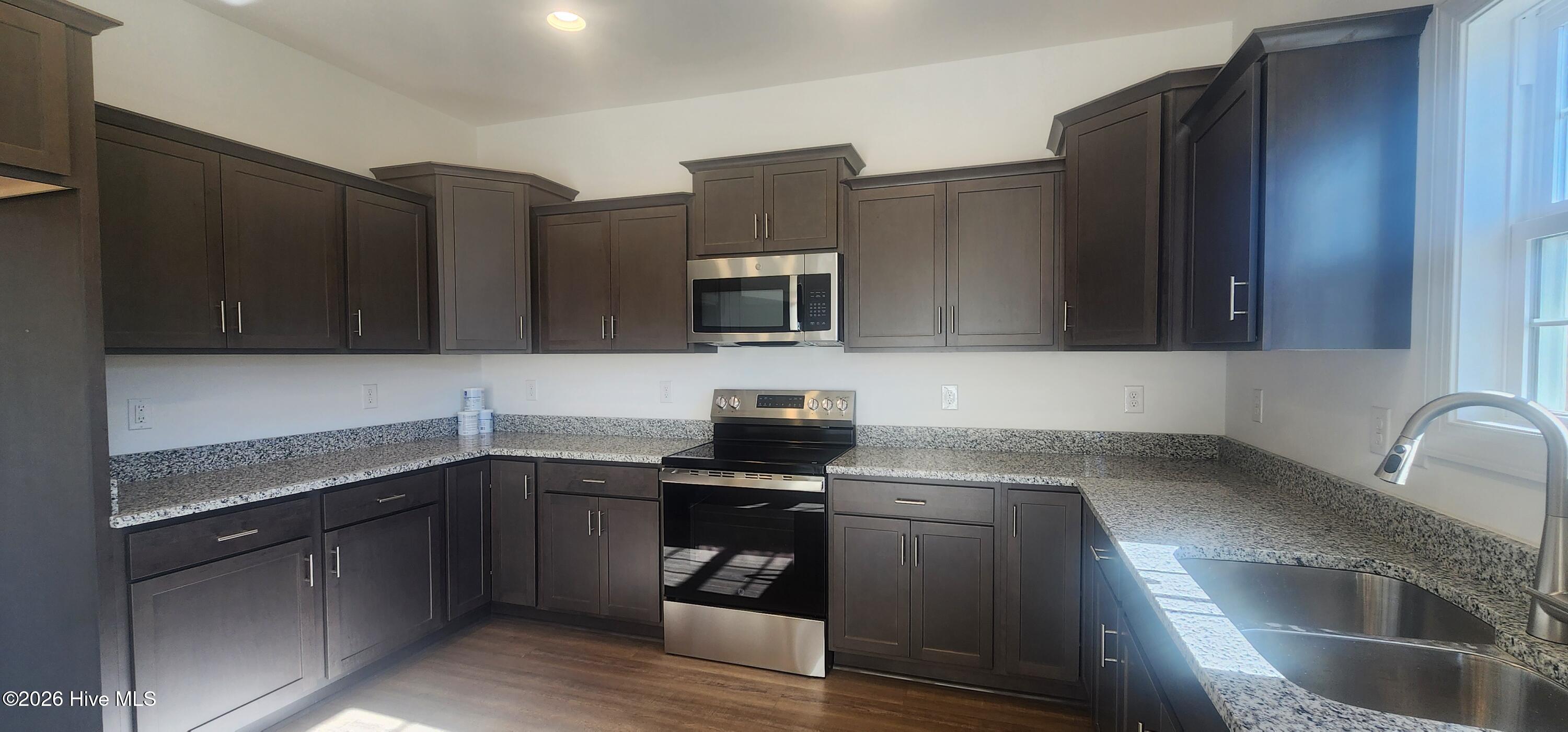 4013 Bluewater Boulevard Property Photo 12
