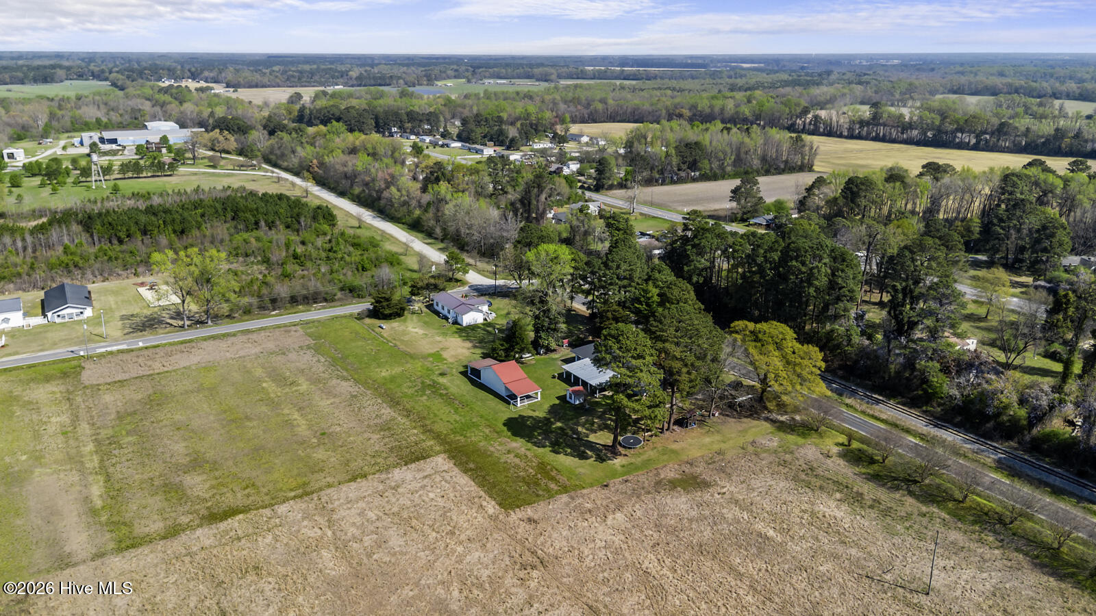 325 Bartlett Road Property Photo 3