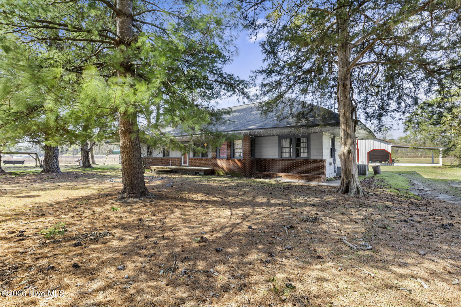 325 Bartlett Road Property Photo 7