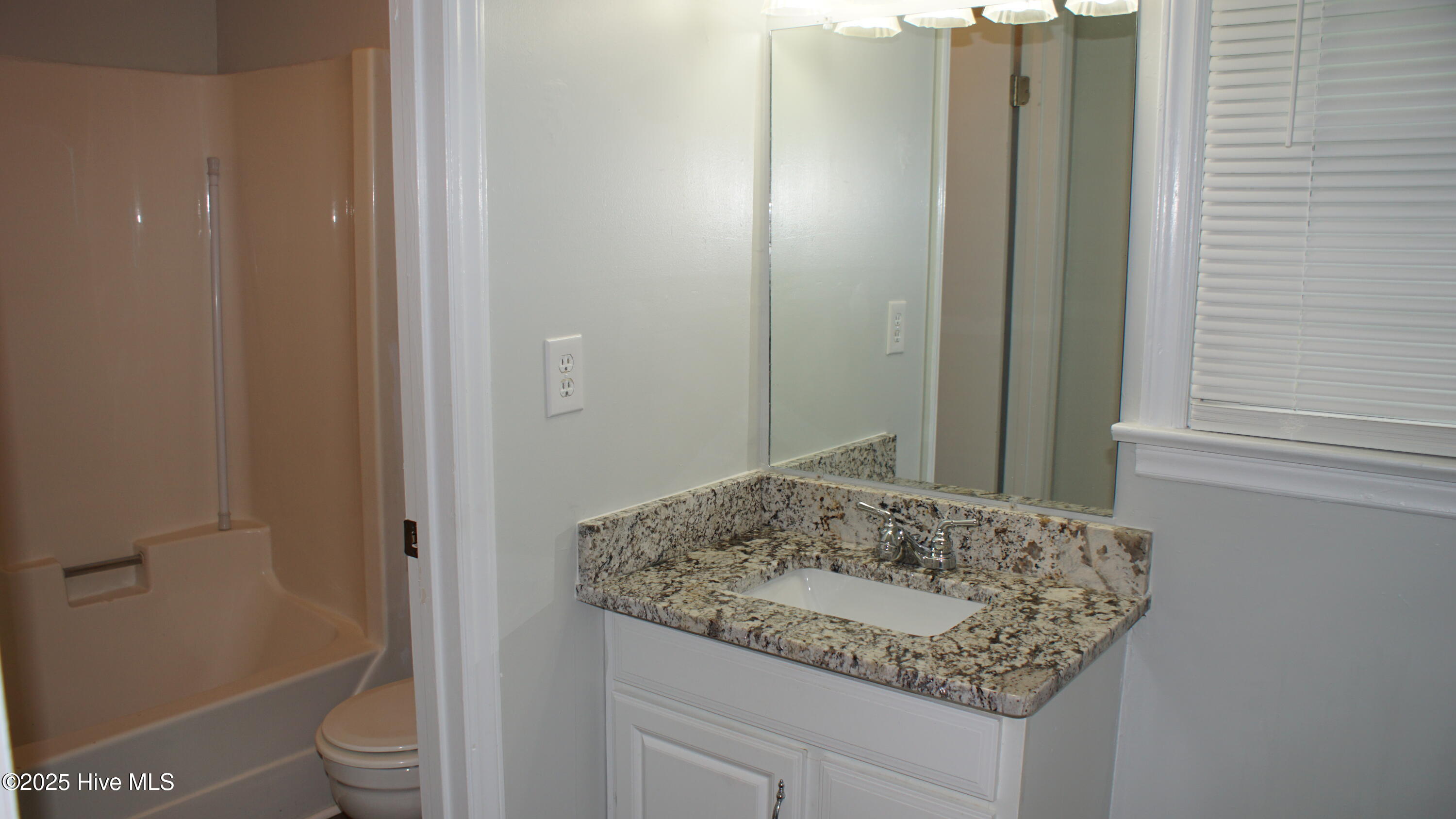 121 Walter Drive Property Photo 12