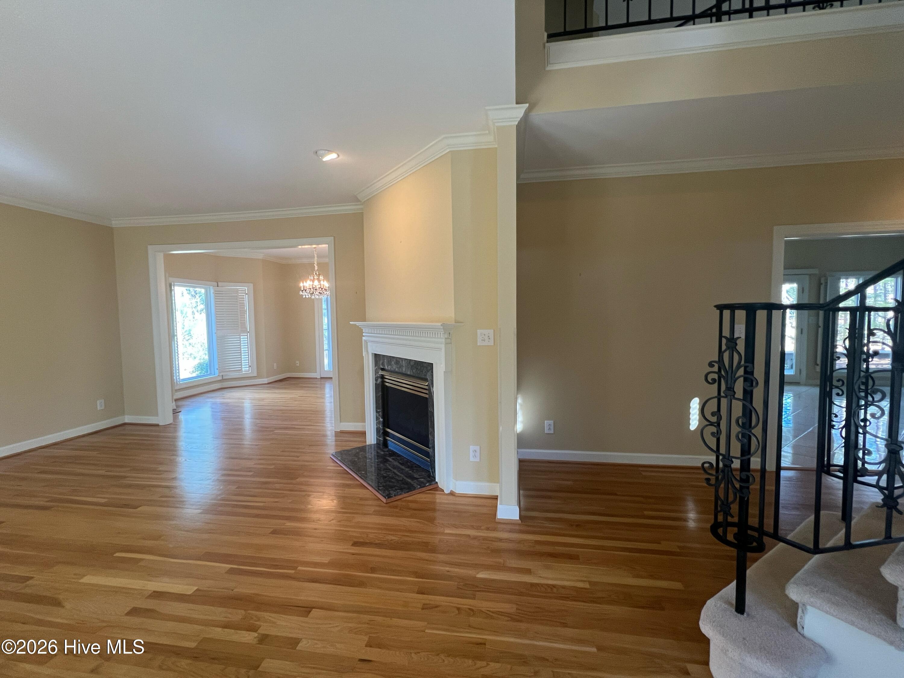 609 Cottonwood Court Property Photo 3