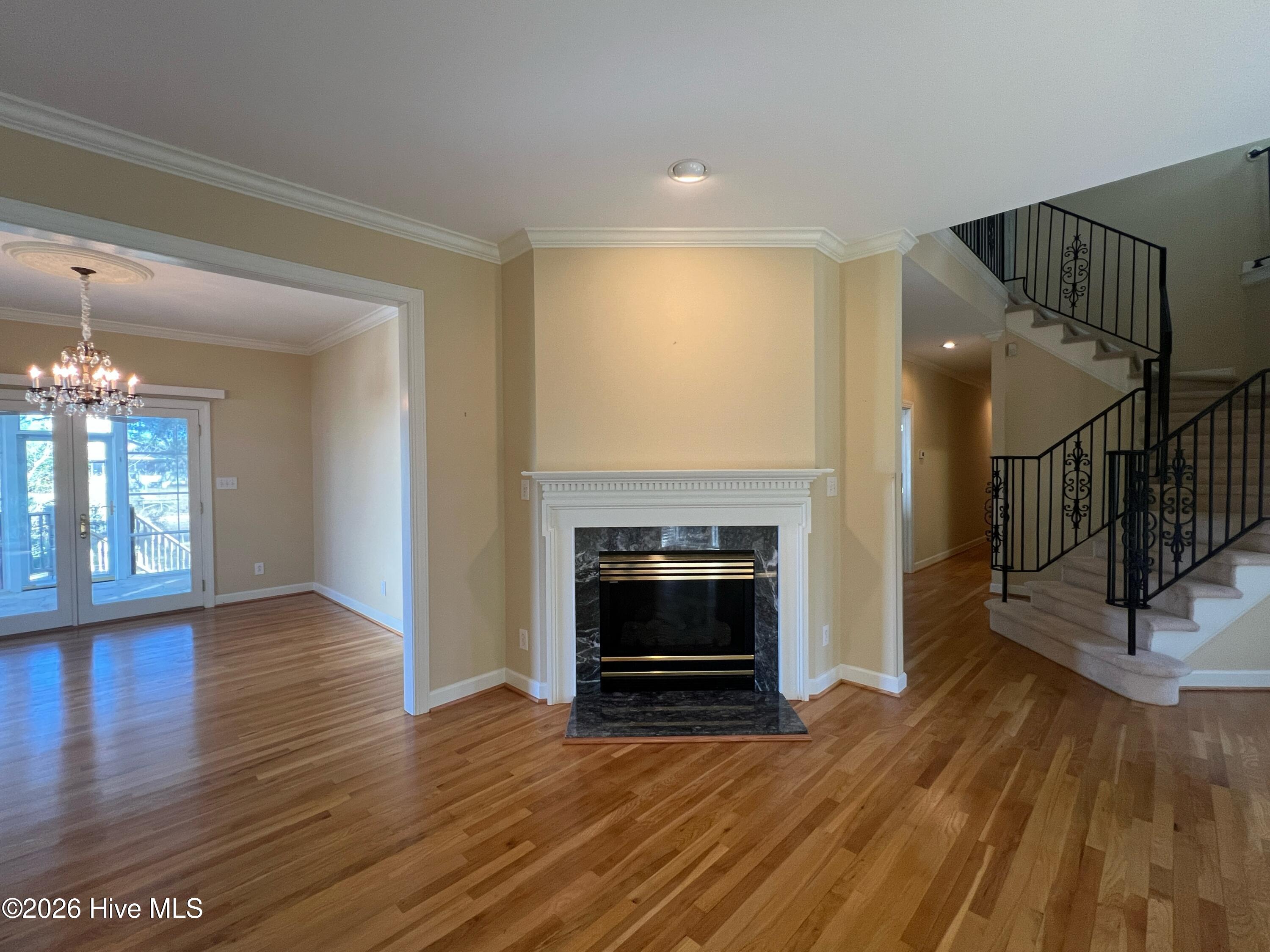 609 Cottonwood Court Property Photo 7
