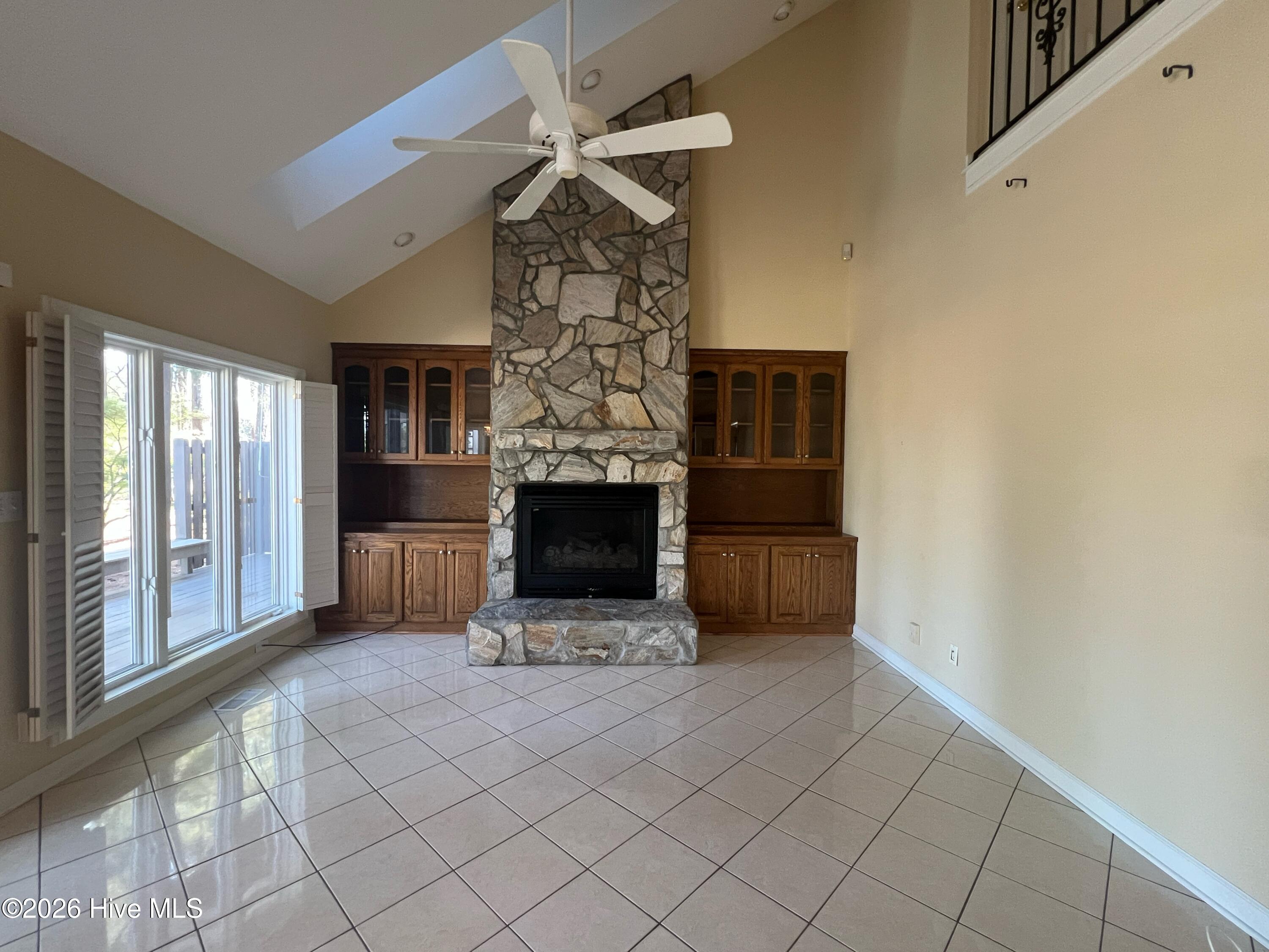 609 Cottonwood Court Property Photo 14