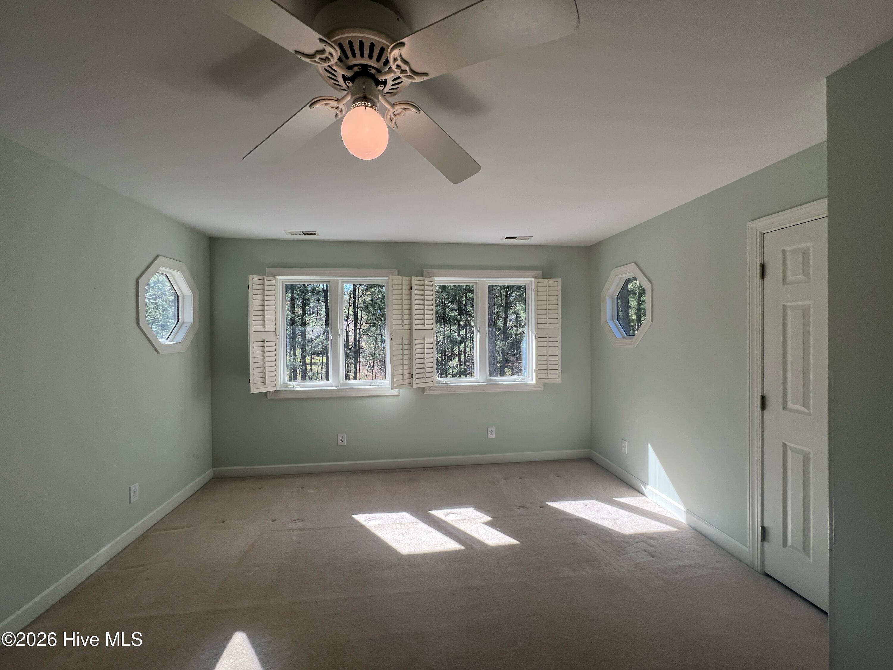 609 Cottonwood Court Property Photo 28