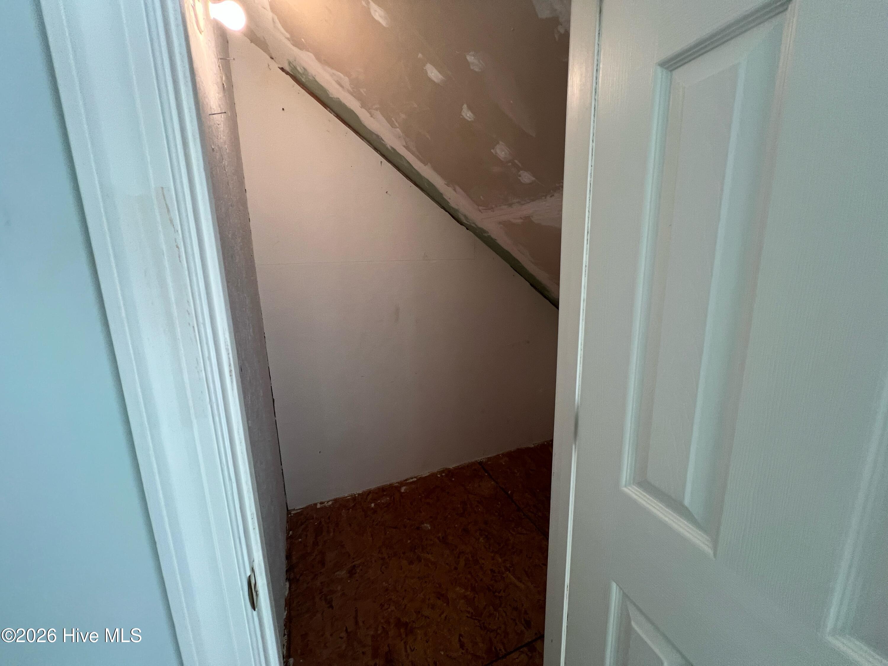 609 Cottonwood Court Property Photo 30