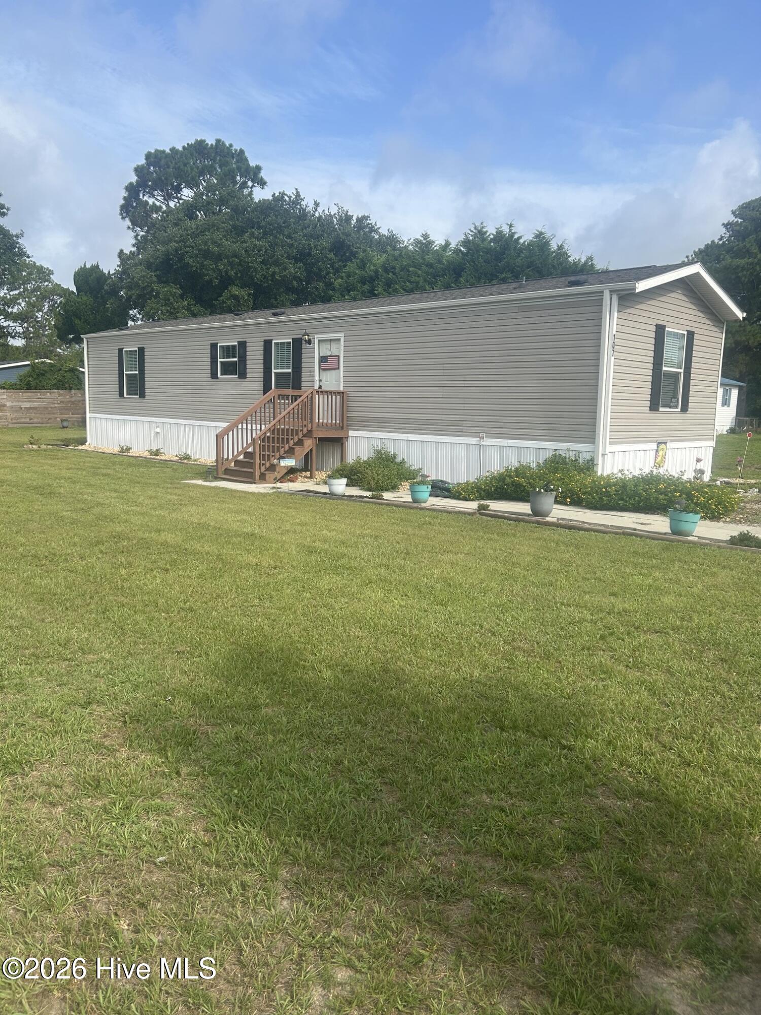 107 Paradise Lane Property Photo 1