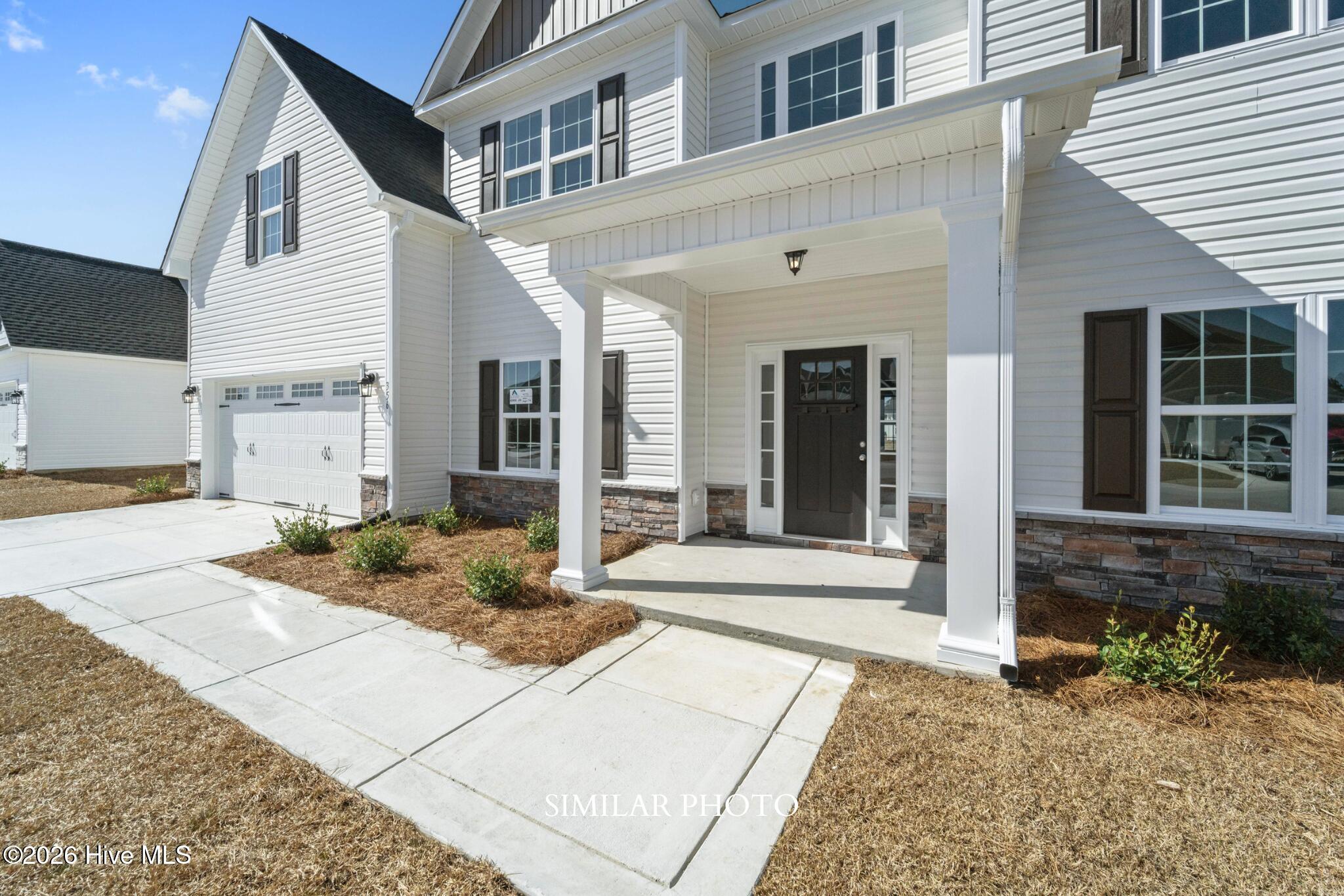 109 Twisted Vine Boulevard Property Photo 3
