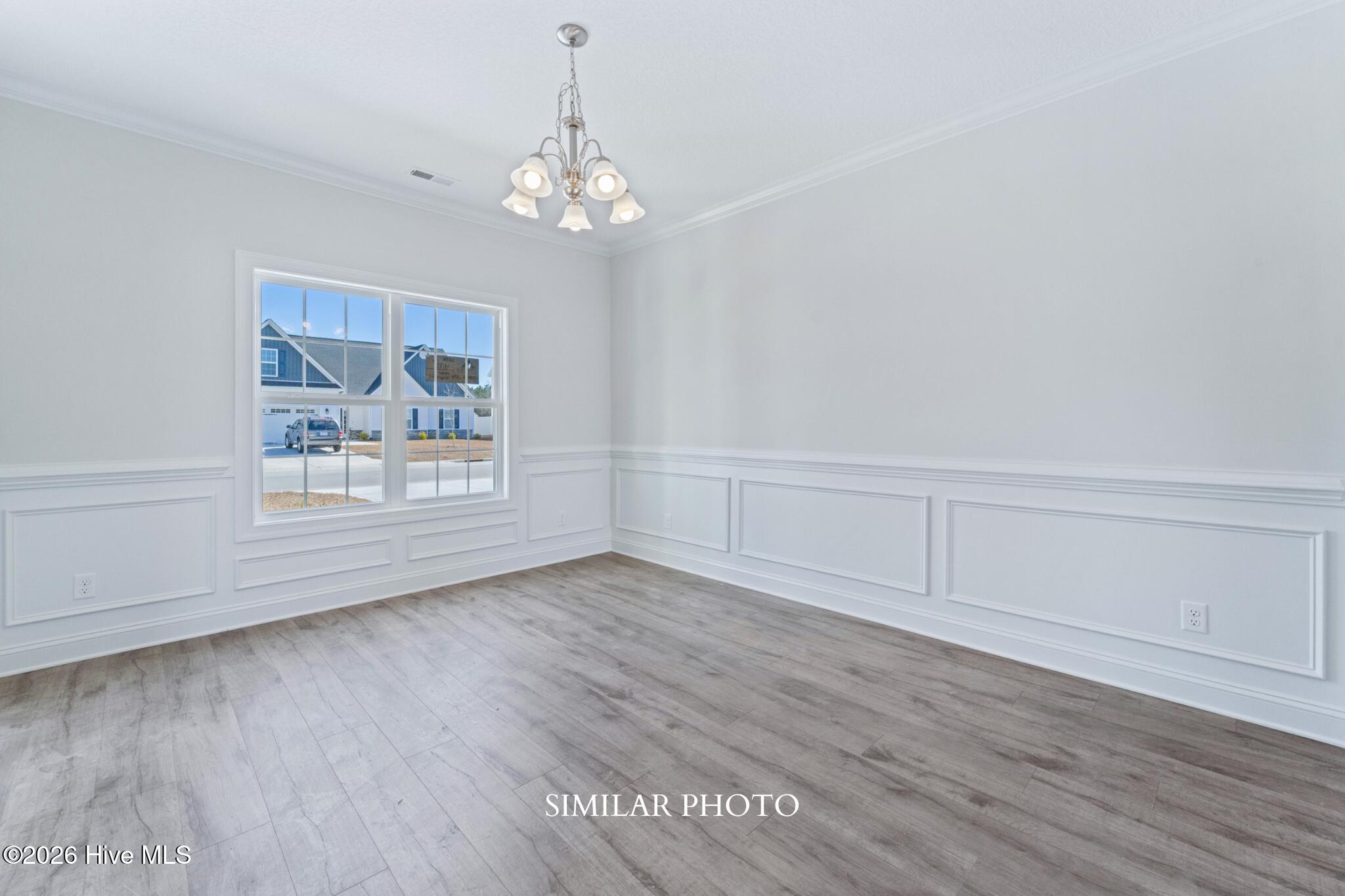 109 Twisted Vine Boulevard Property Photo 6