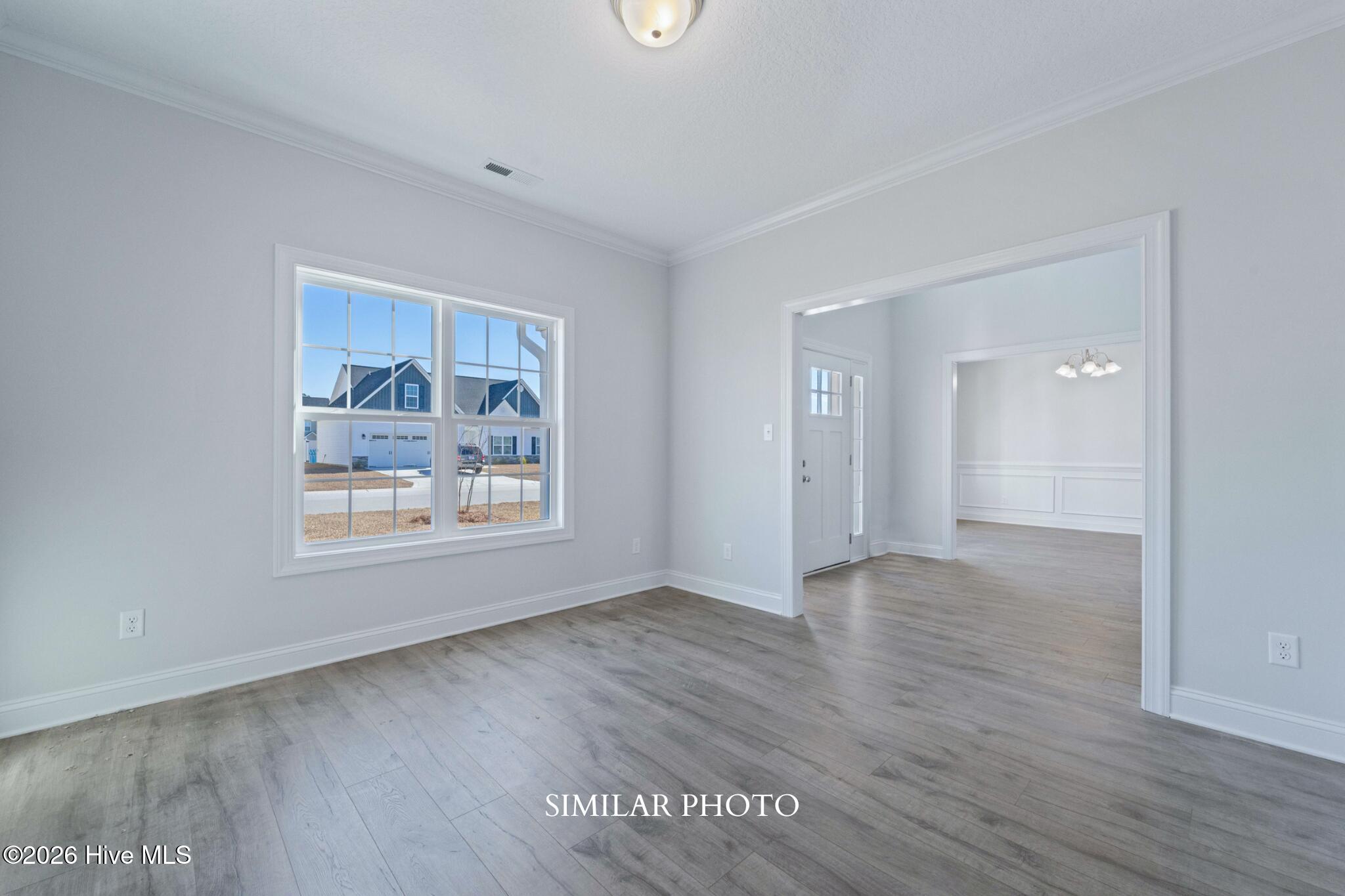 109 Twisted Vine Boulevard Property Photo 8