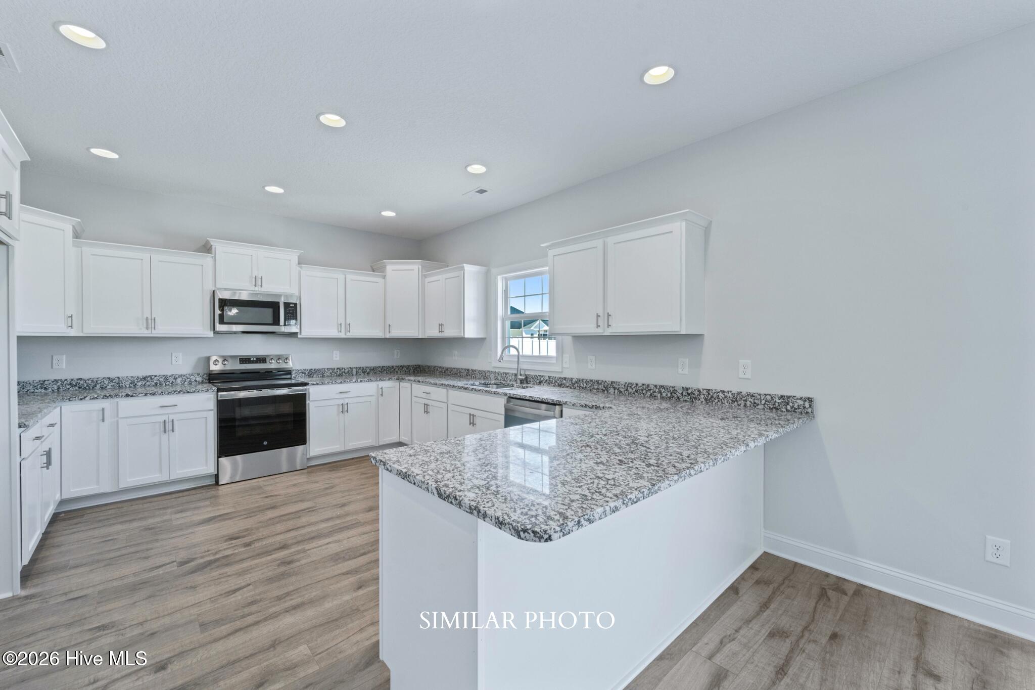 109 Twisted Vine Boulevard Property Photo 17