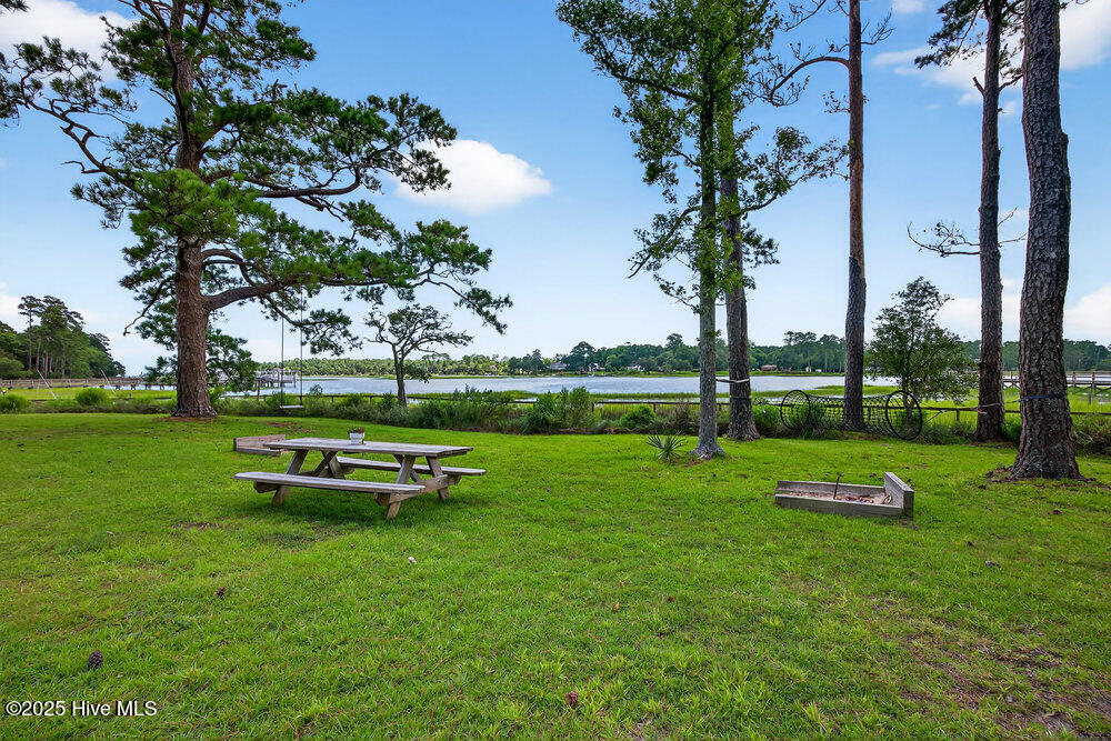 2425 Alford Landing Drive Property Photo 35
