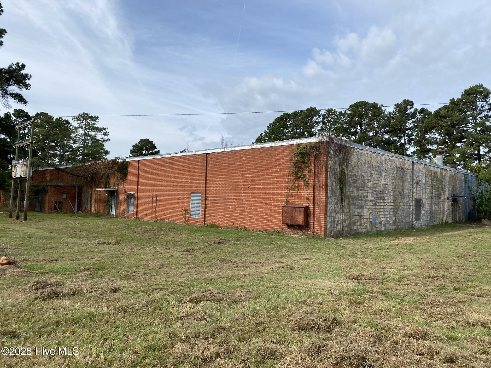 523 Flitter Hill Road Property Photo 7