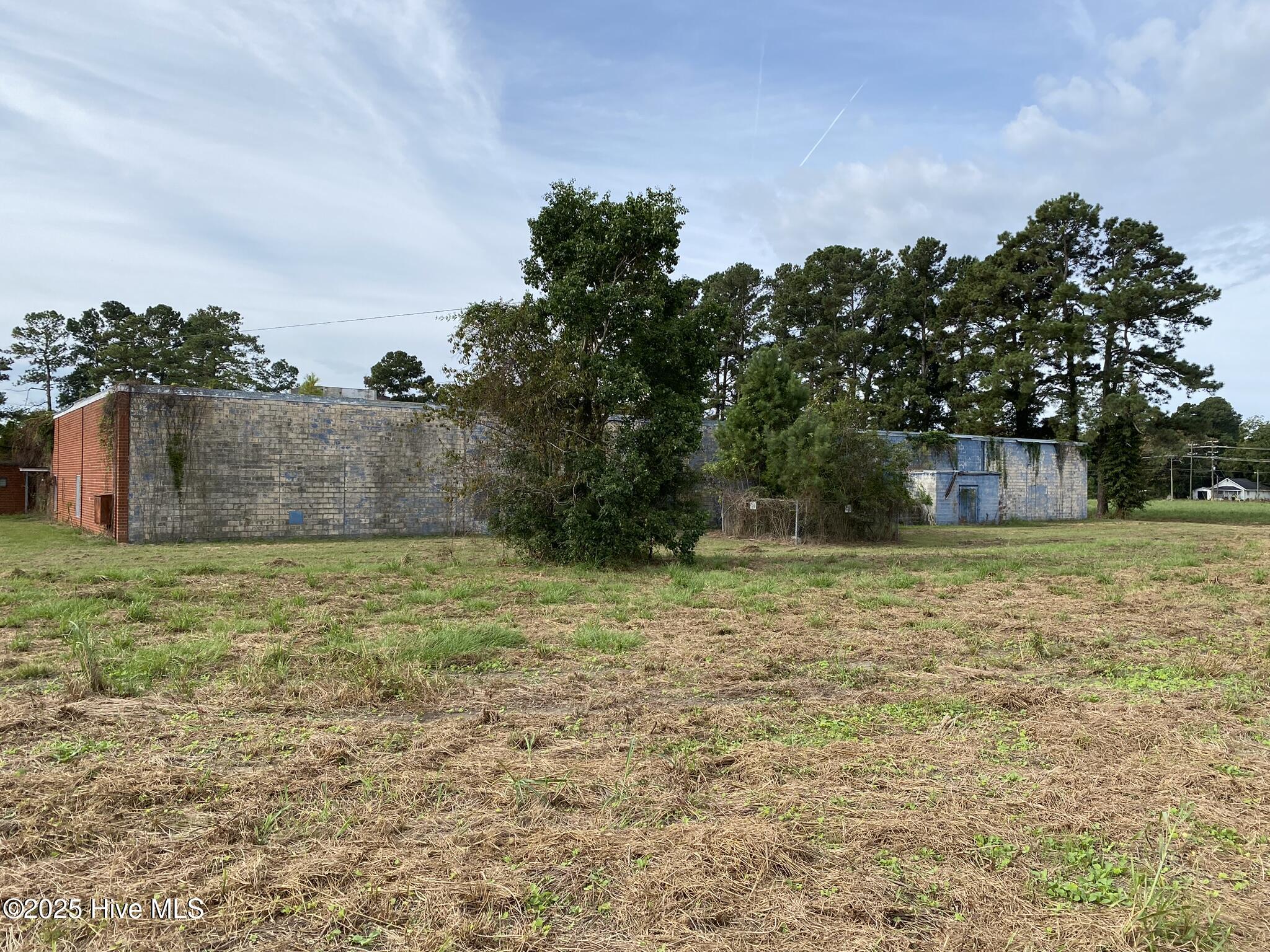 523 Flitter Hill Road Property Photo 8
