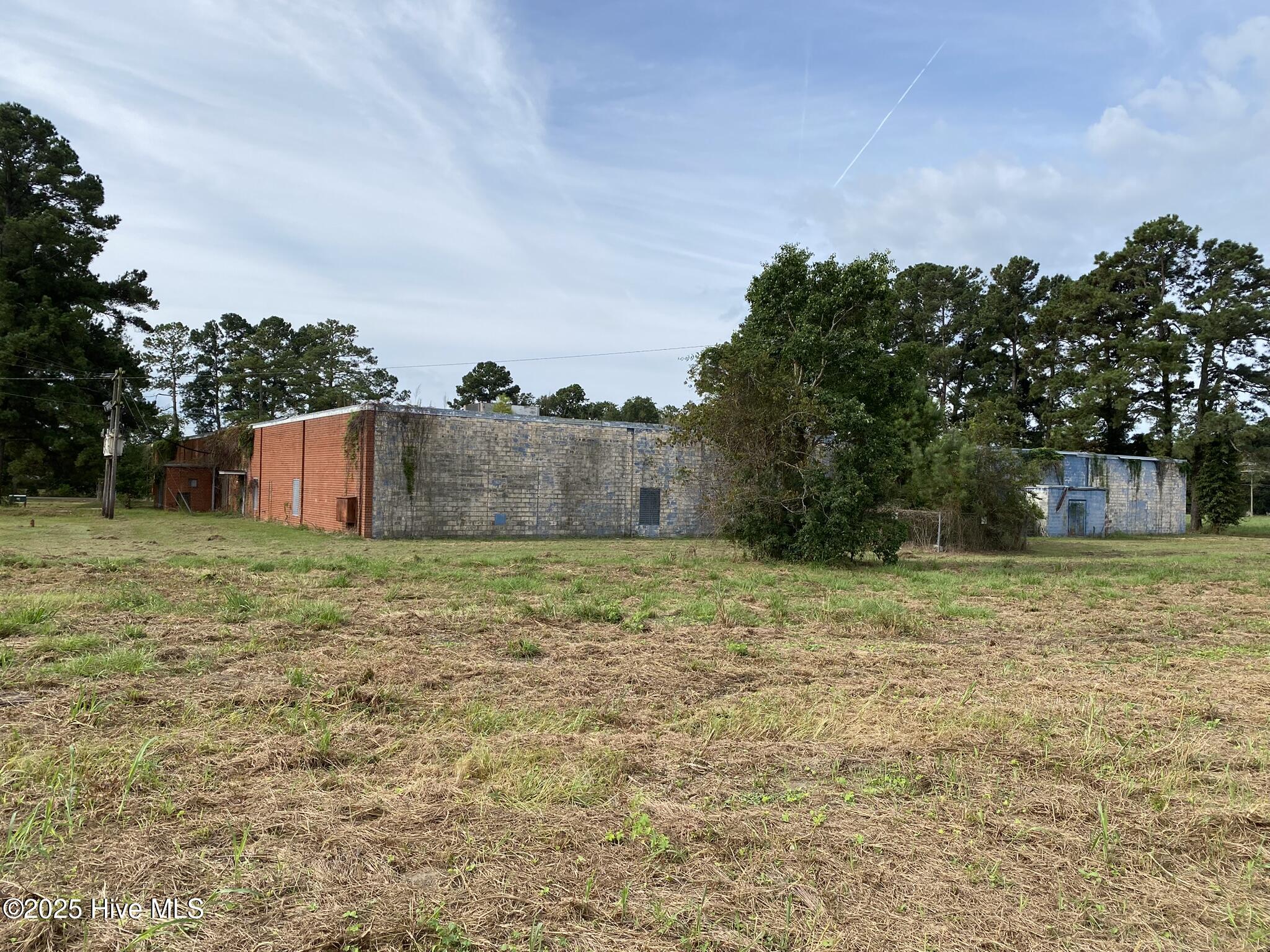 523 Flitter Hill Road Property Photo 9