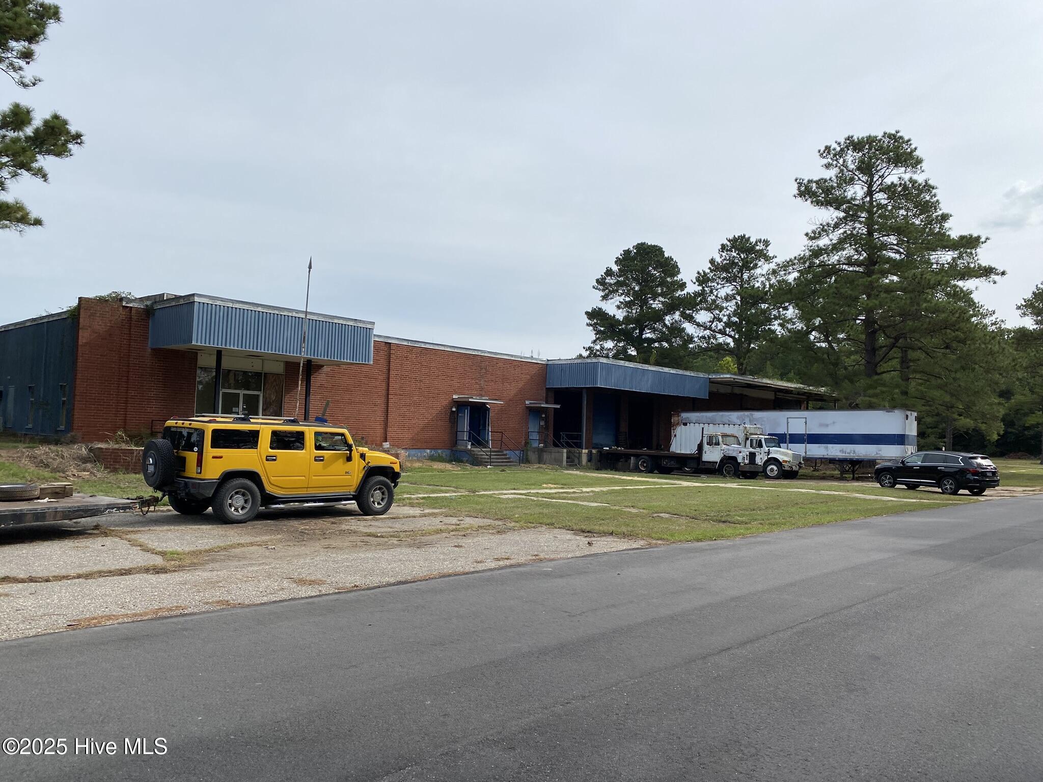 523 Flitter Hill Road Property Photo 15
