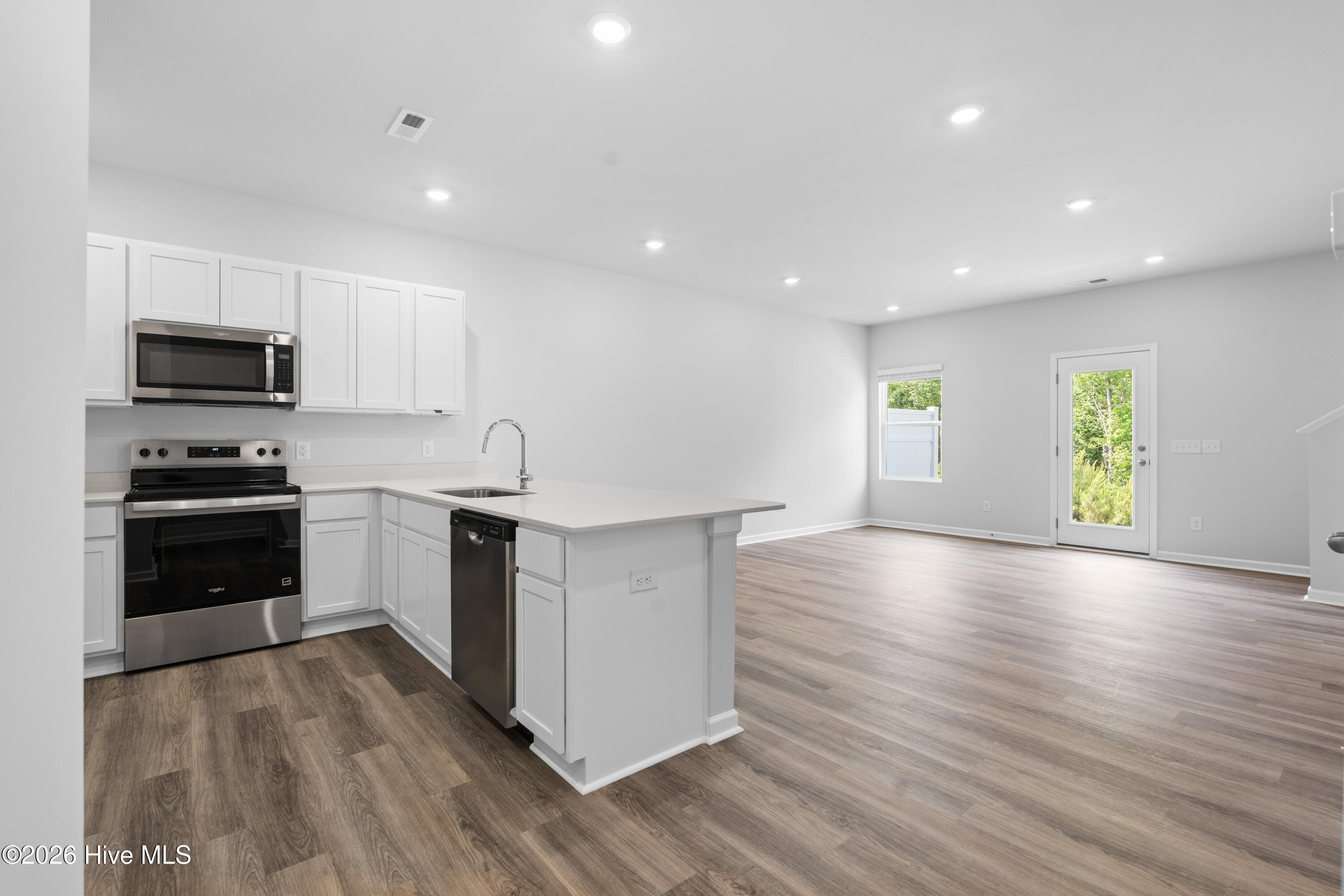 237 Senna Drive Property Photo 12