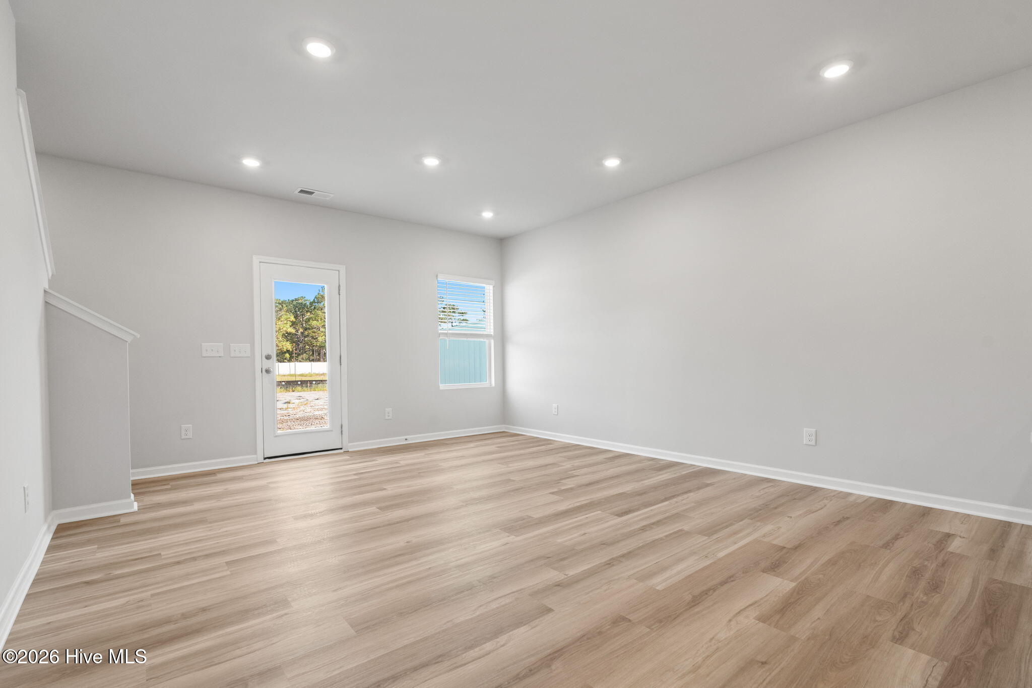 237 Senna Drive Property Photo 32