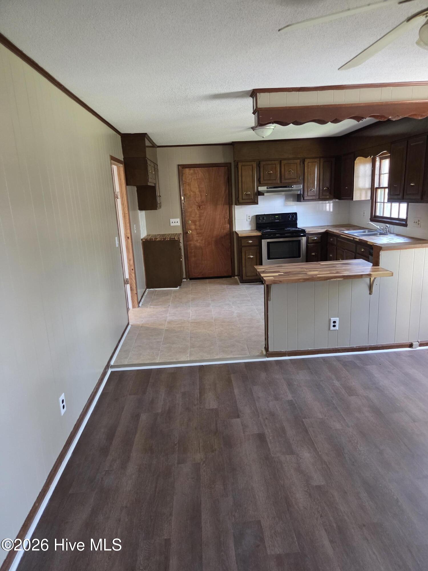 802 Eagle Road Property Photo 3