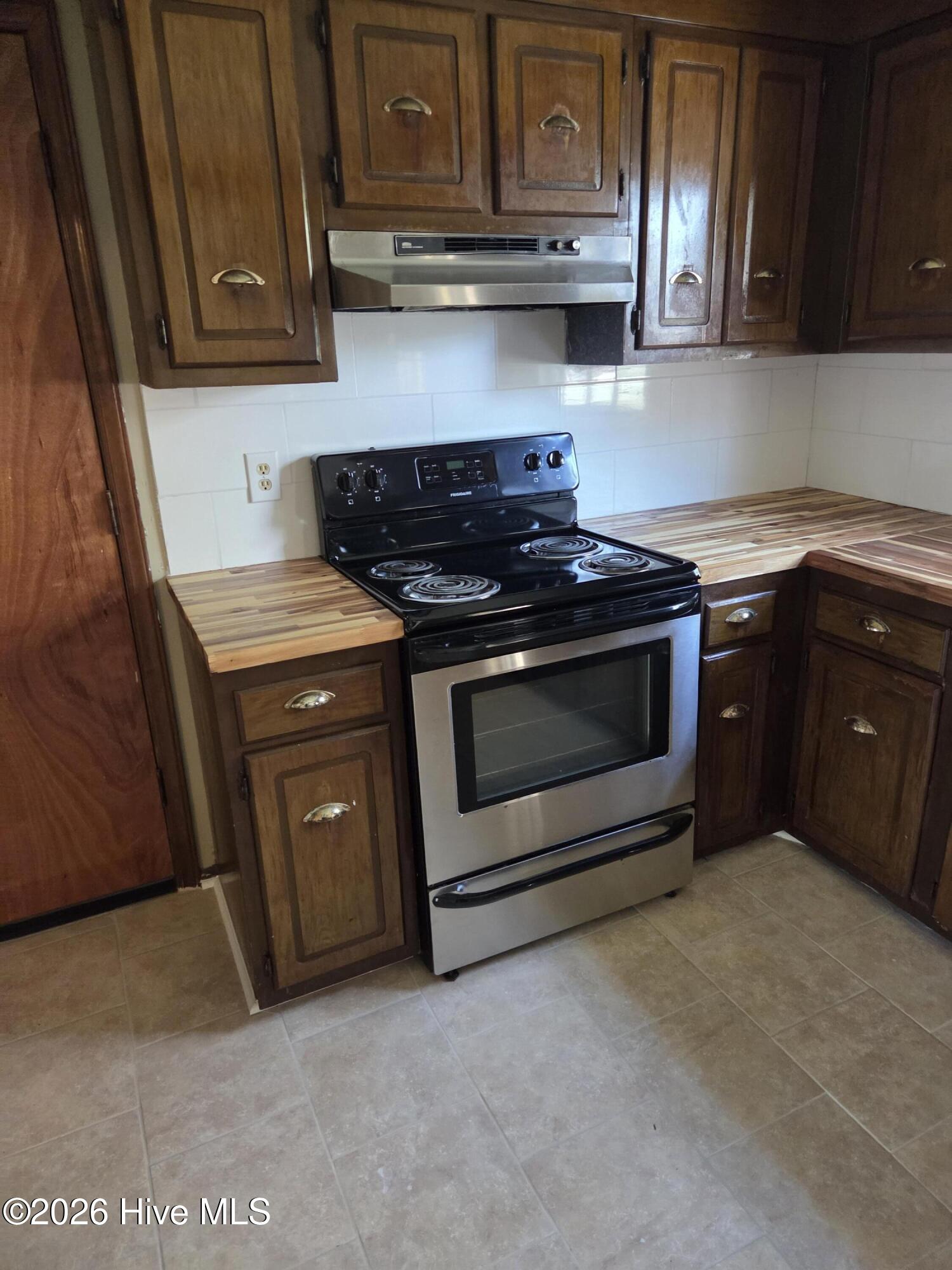 802 Eagle Road Property Photo 5