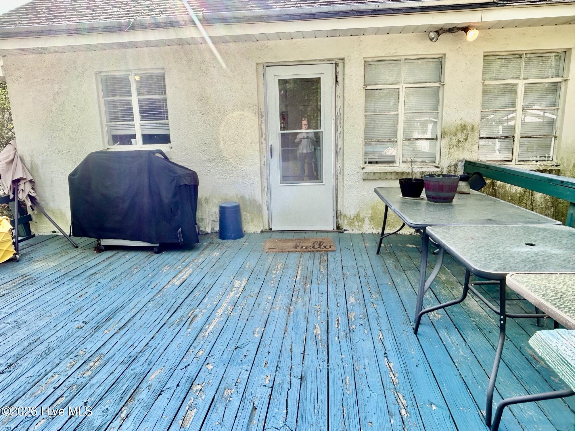 911 Atkinson Street Property Photo 12