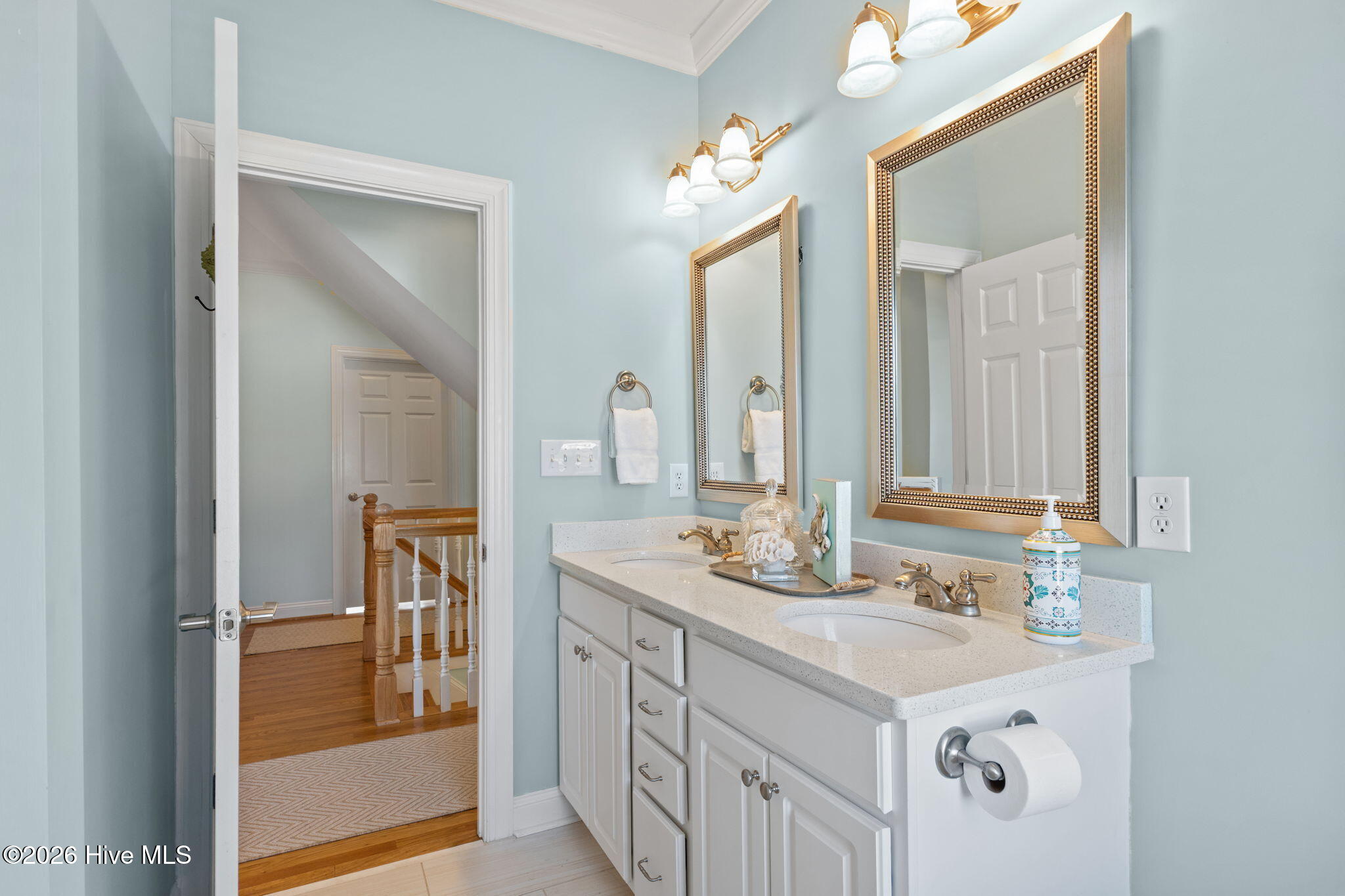111 Riverside Avenue Property Photo 40