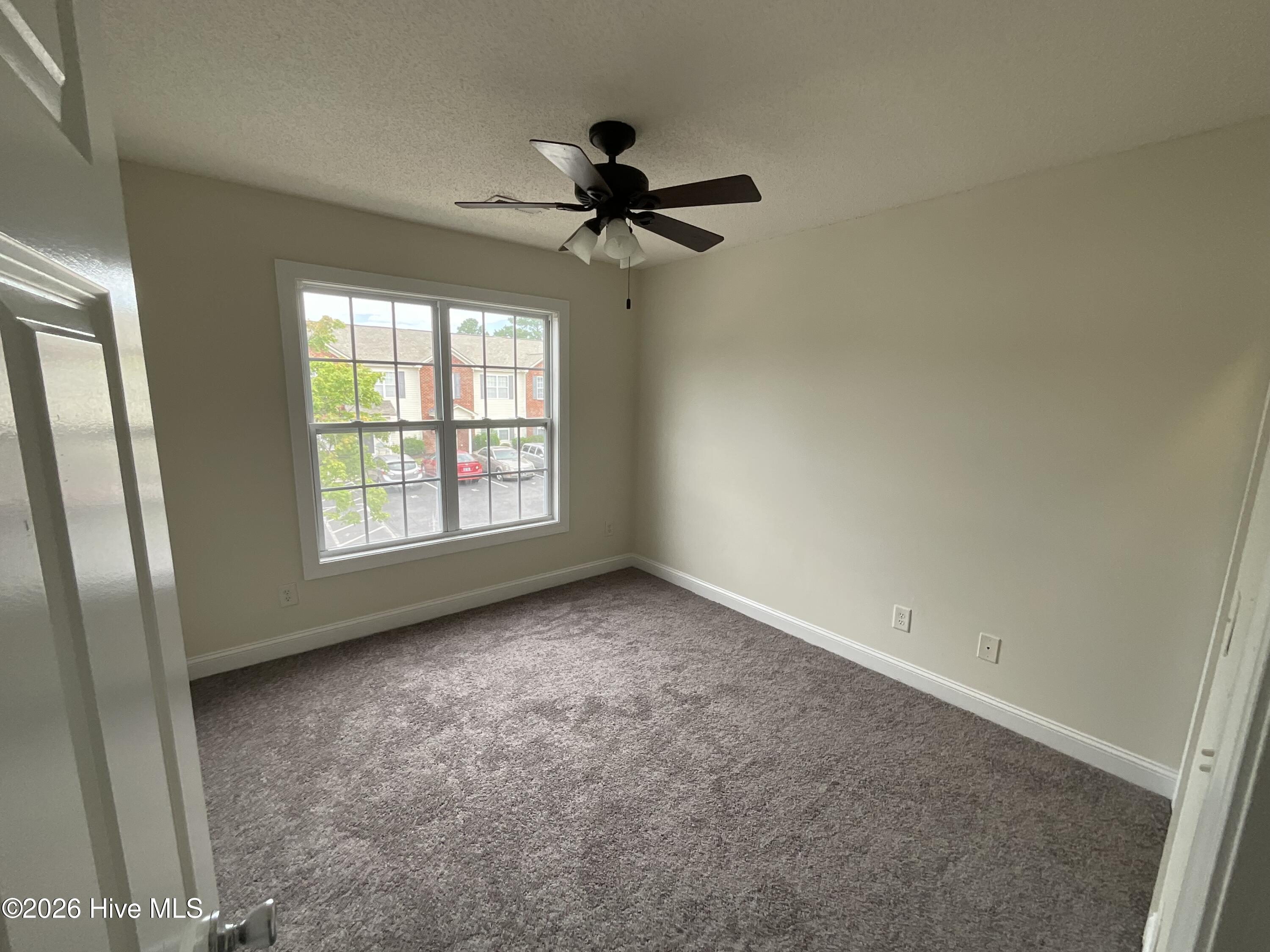 4243 Dudleys Grant Drive E Property Photo 8