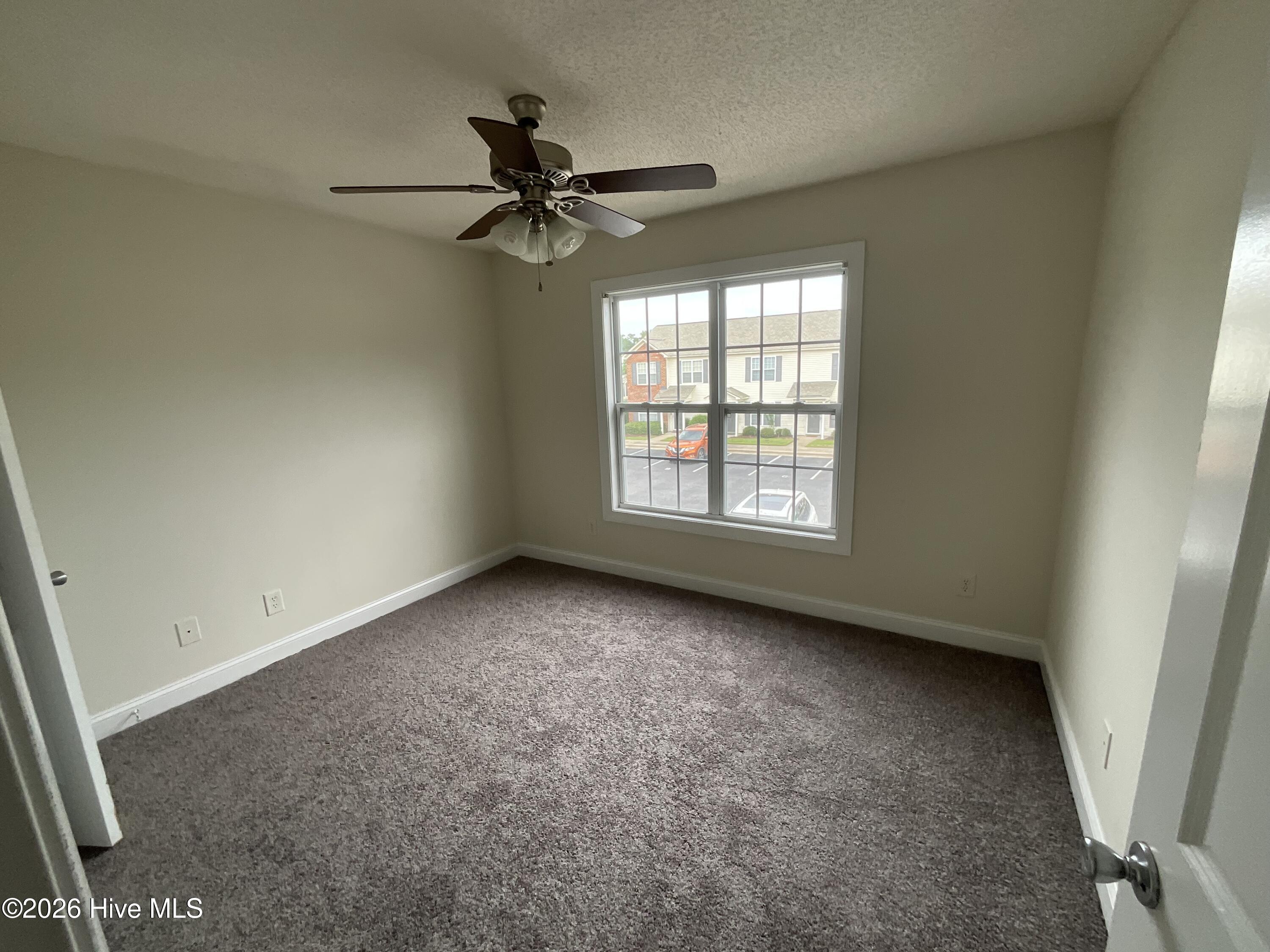 4243 Dudleys Grant Drive E Property Photo 9