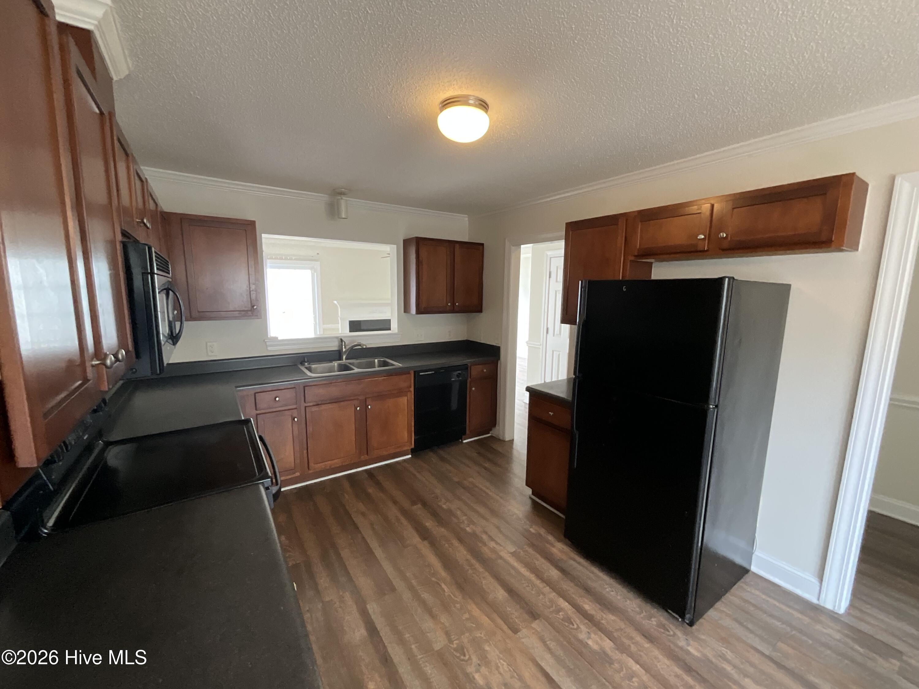 4243 Dudleys Grant Drive E Property Photo 13