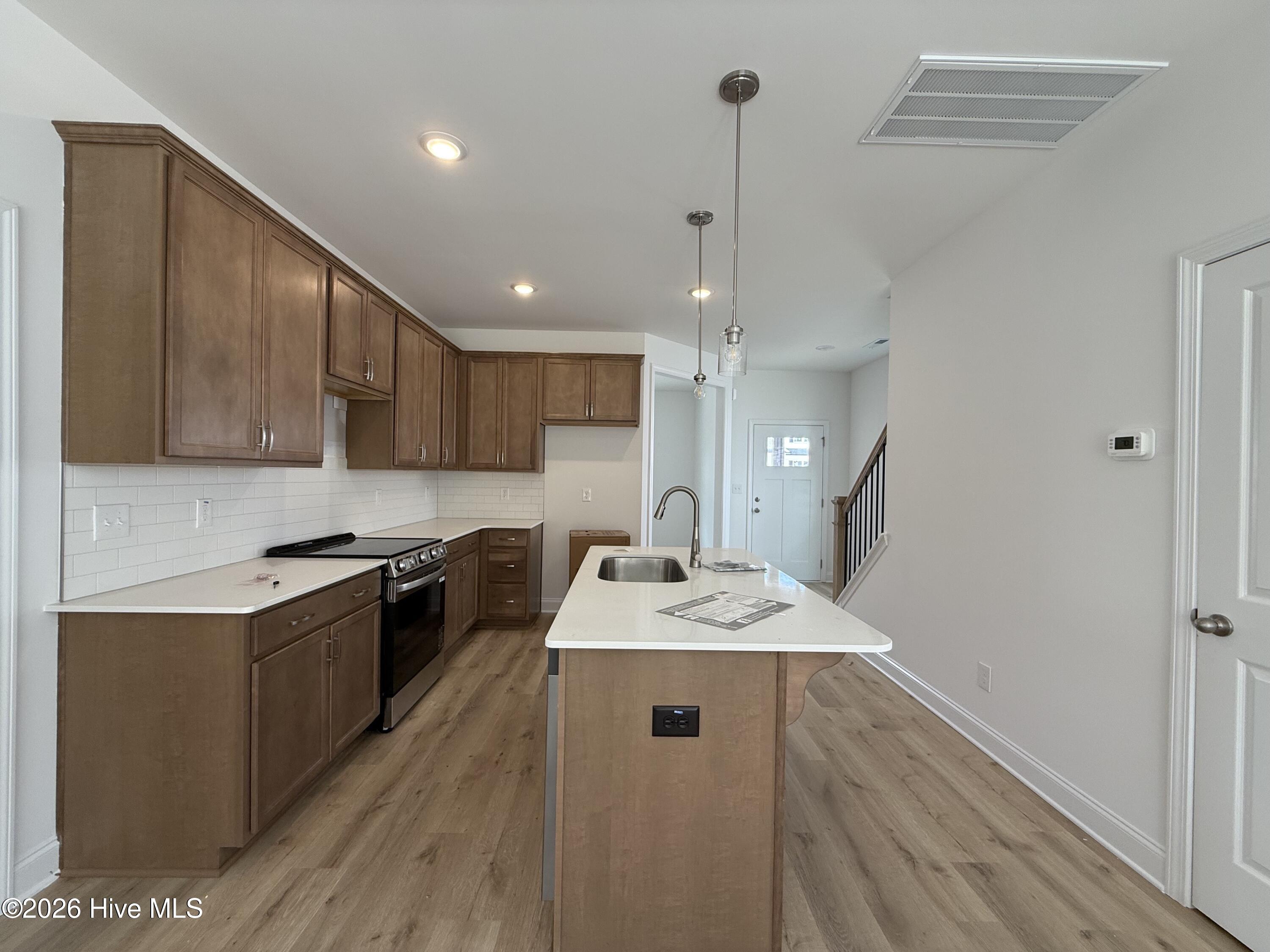 114 Cinnabar Street Property Photo 4