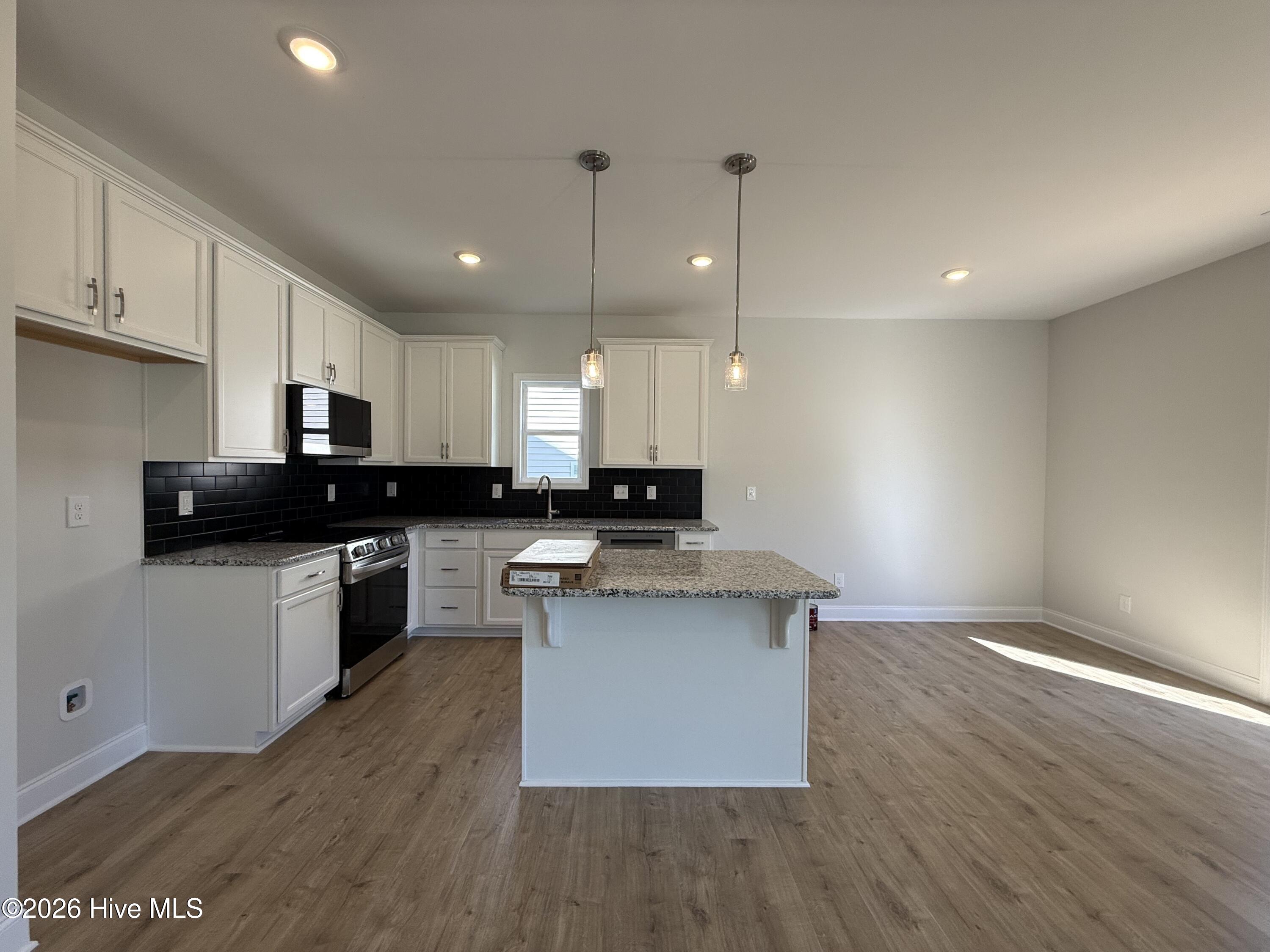 110 Cinnabar Street Property Photo 3