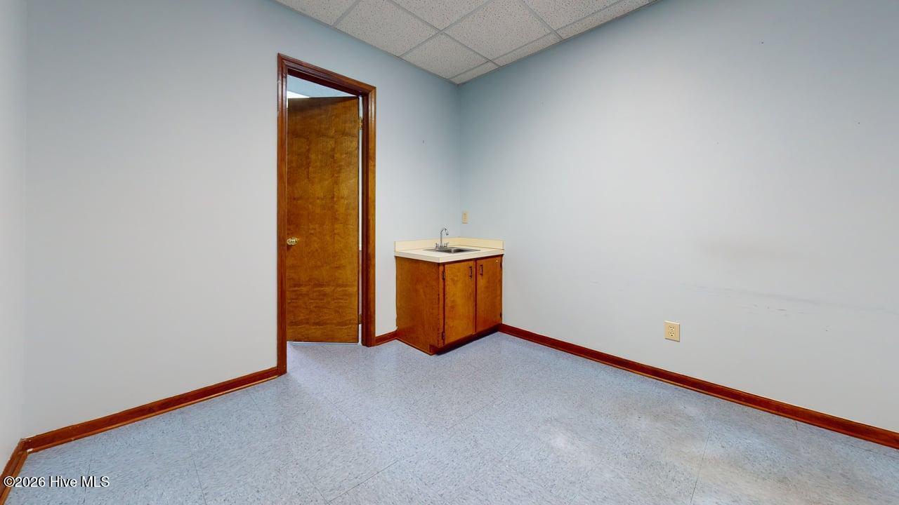 224 Memorial Drive A Property Photo 11