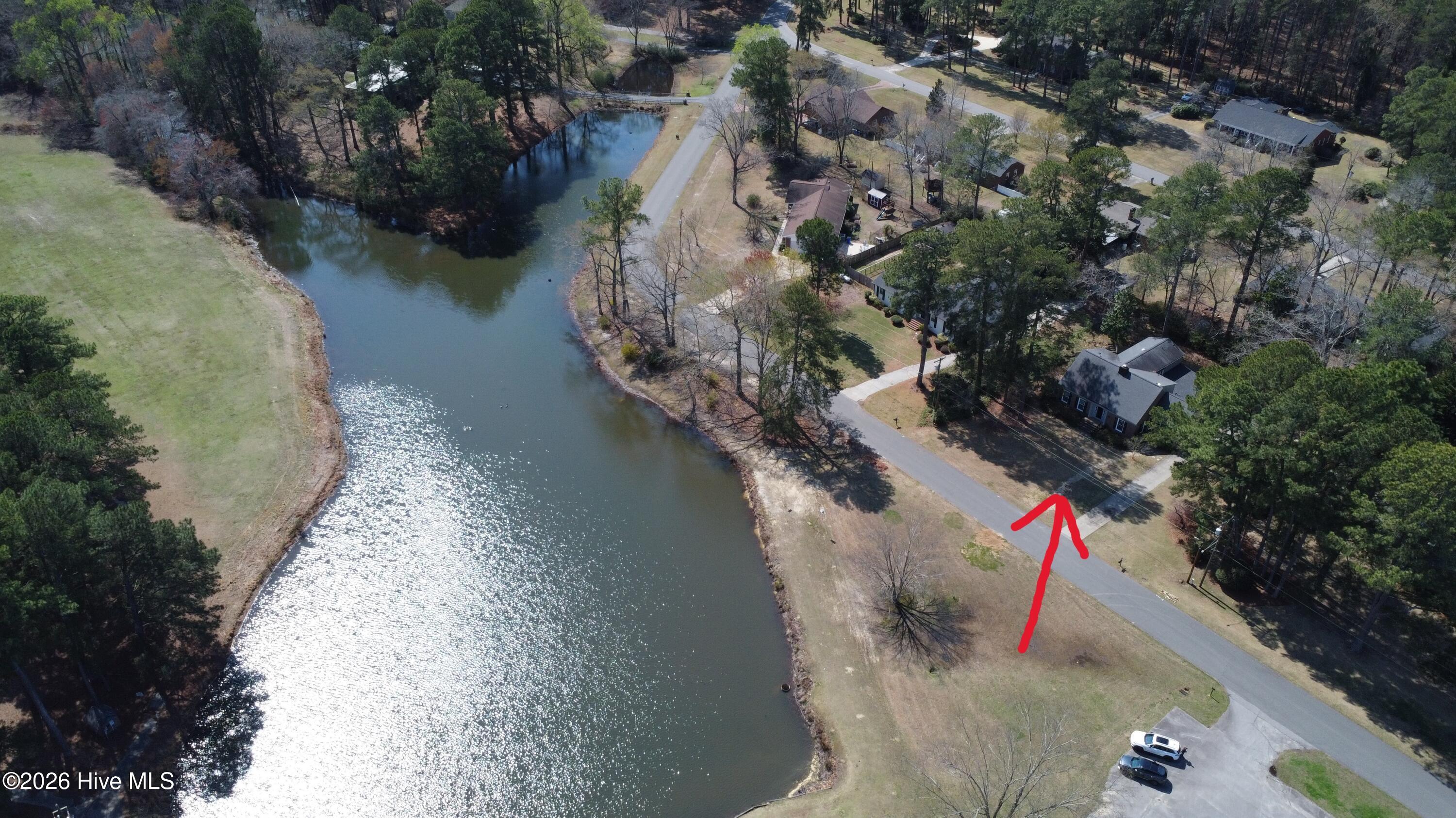 808 E Beechtree Drive Property Photo 5