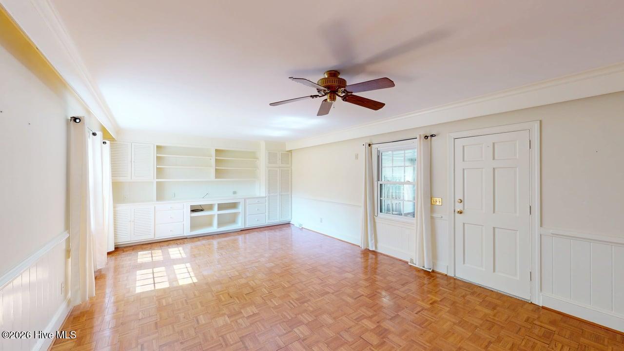 808 E Beechtree Drive Property Photo 25