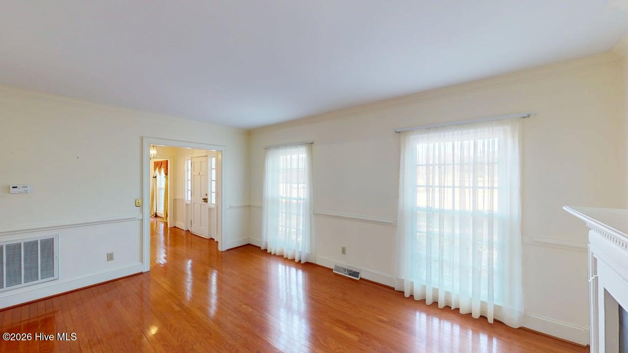 808 E Beechtree Drive Property Photo 31
