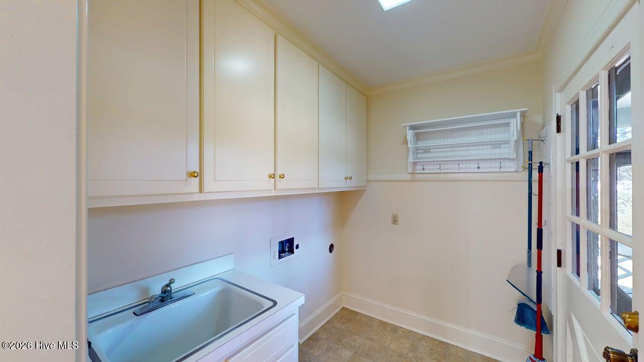 808 E Beechtree Drive Property Photo 37