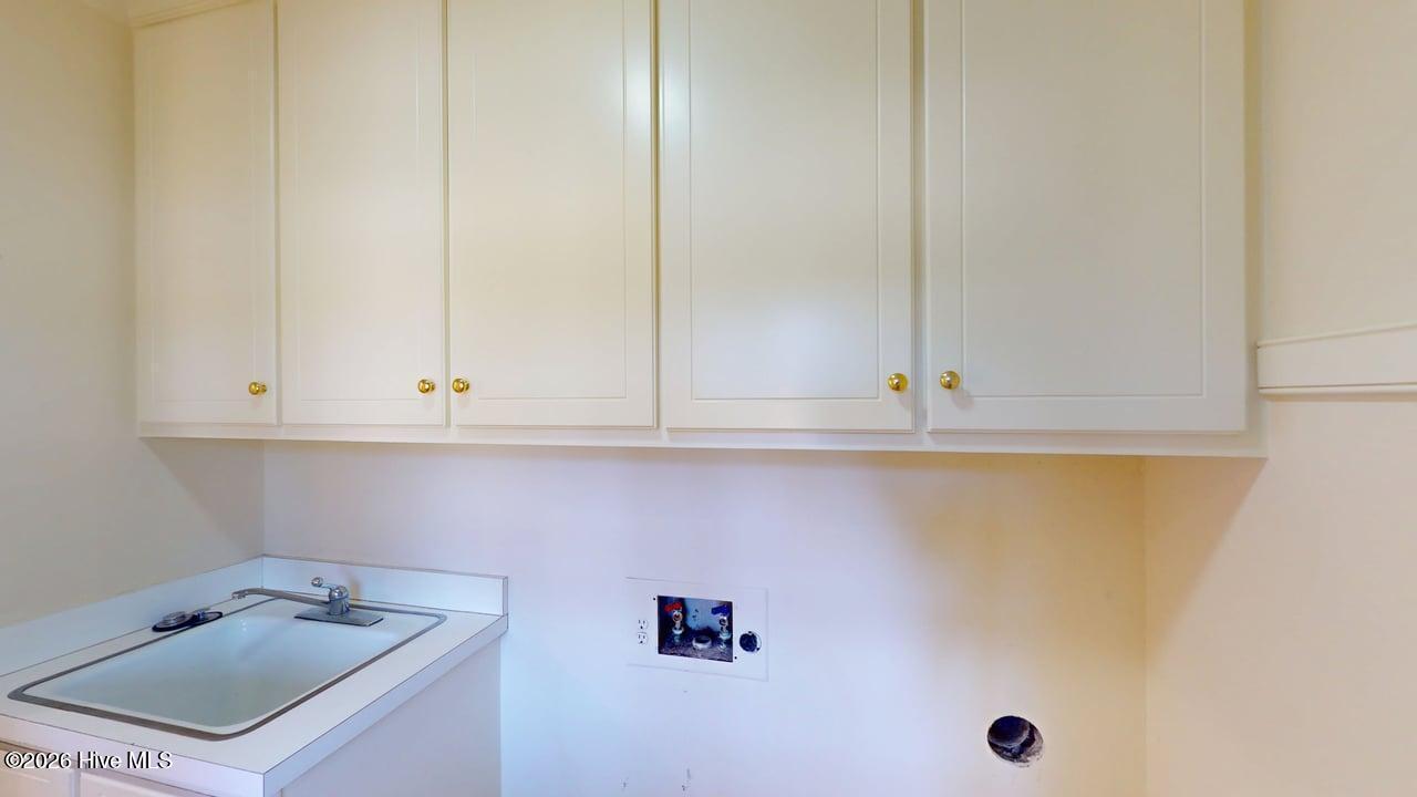 808 E Beechtree Drive Property Photo 38