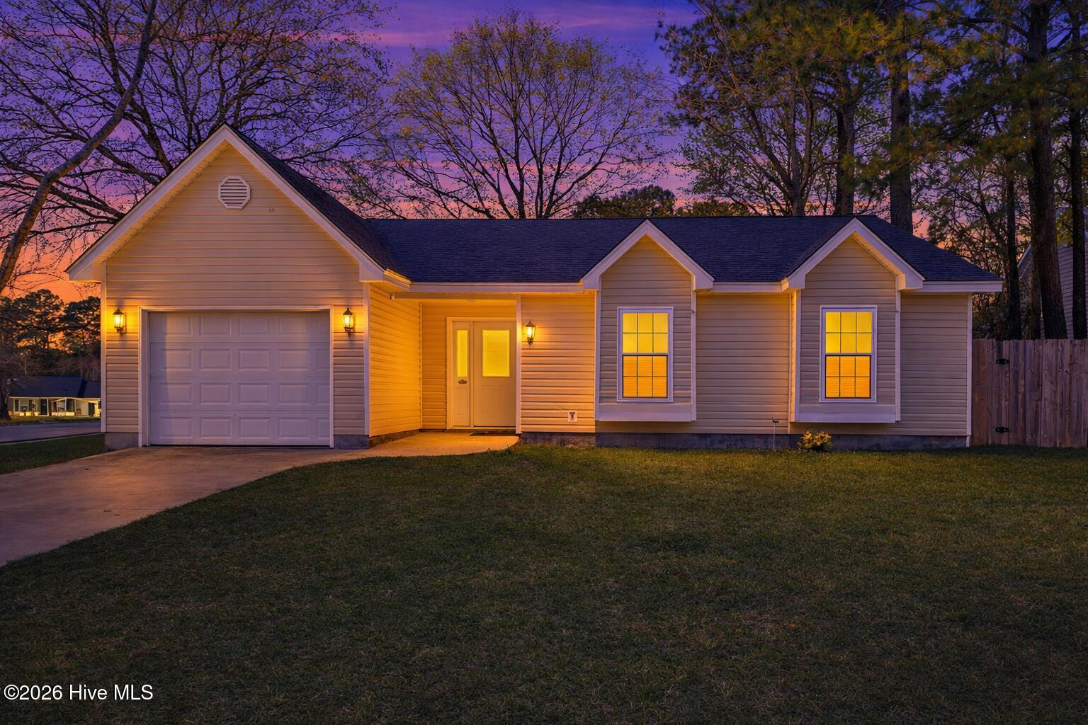 101 Cottonwood Court Property Photo 1