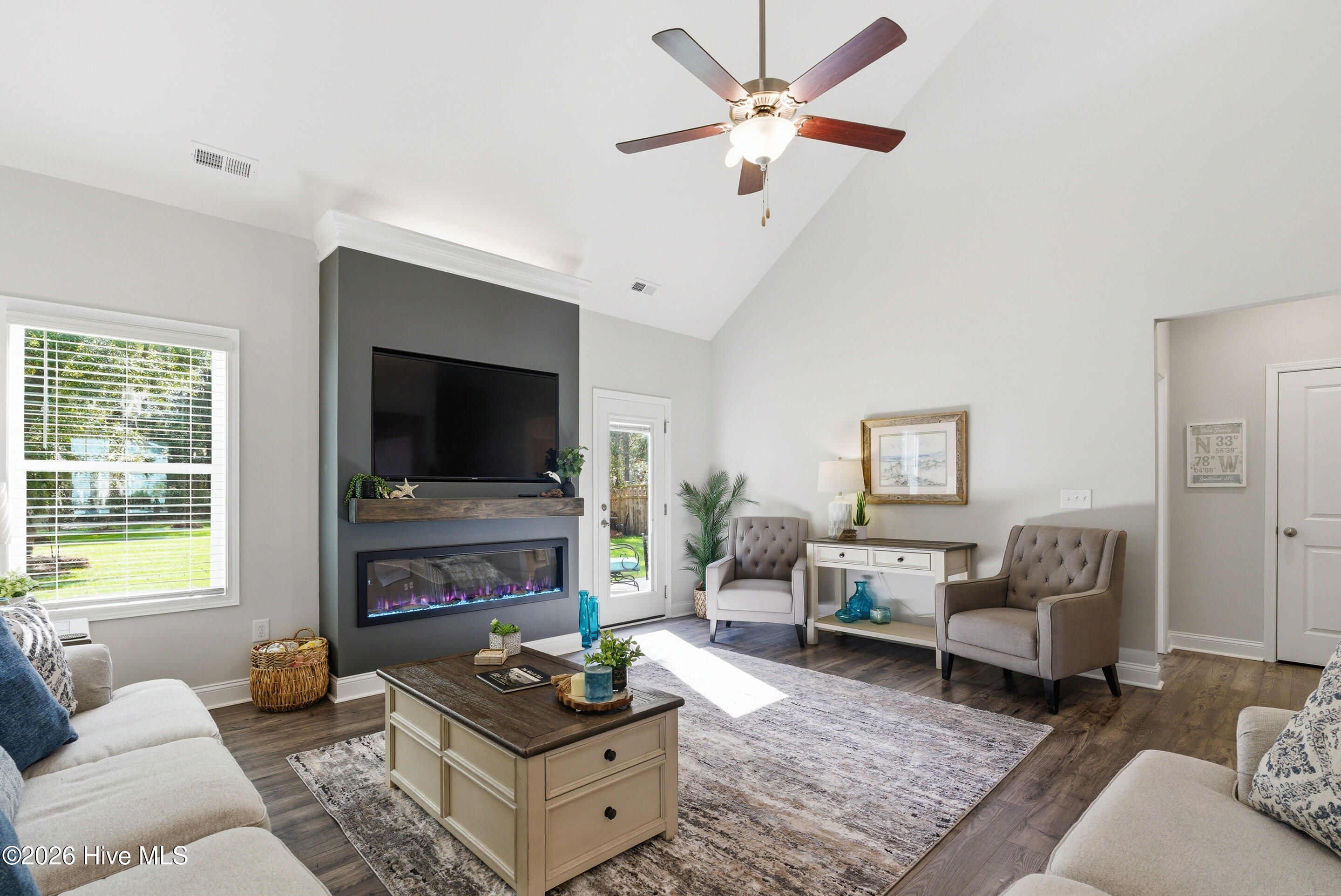 1121 Spincast Road Property Photo 15