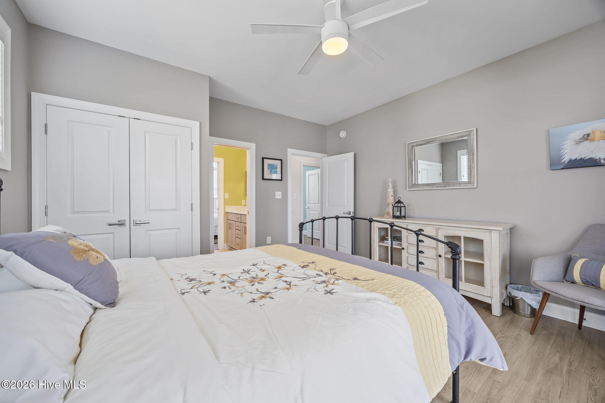 168 W Royal Way Property Photo 26