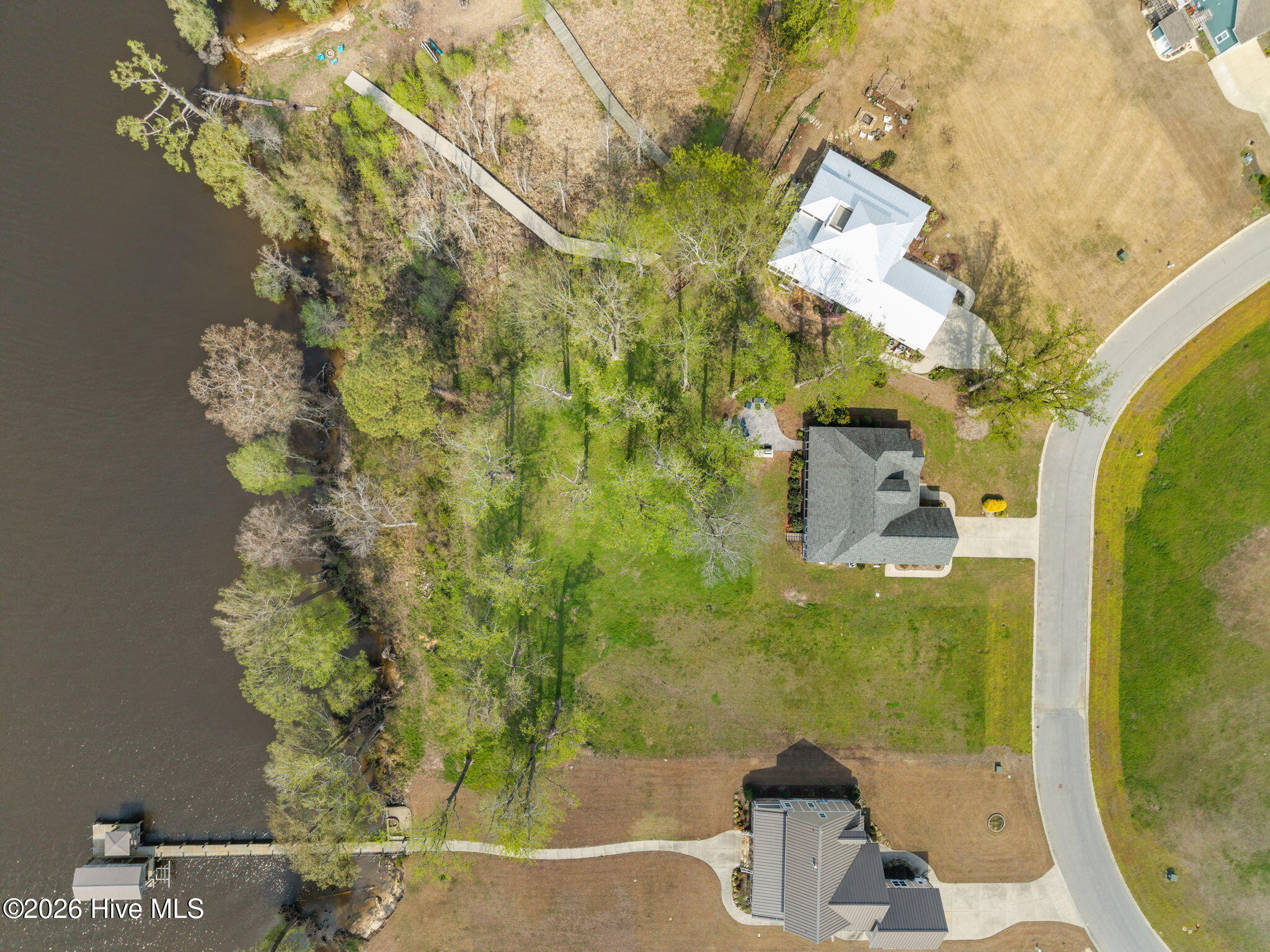 168 W Royal Way Property Photo 54