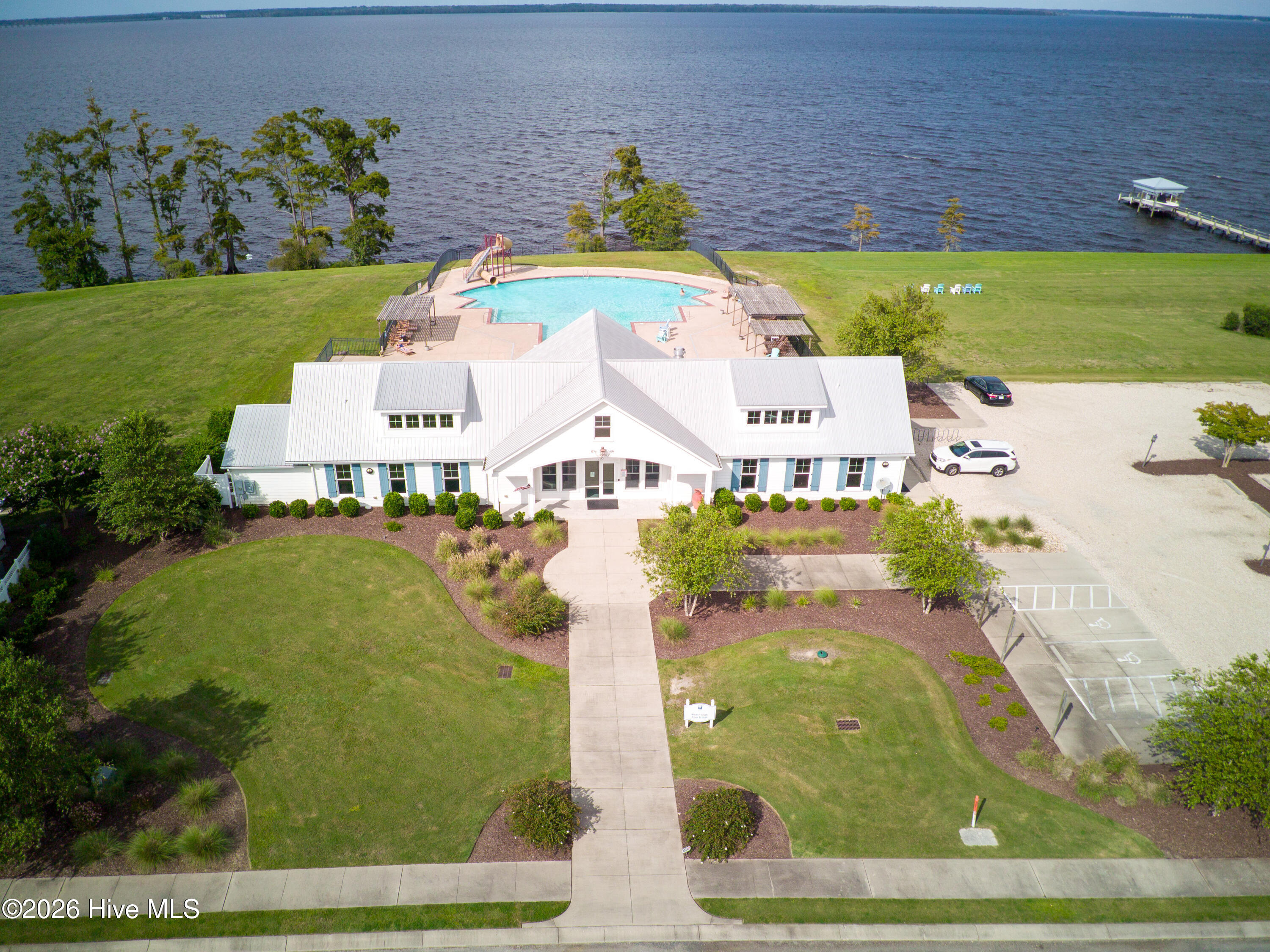 168 W Royal Way Property Photo 62